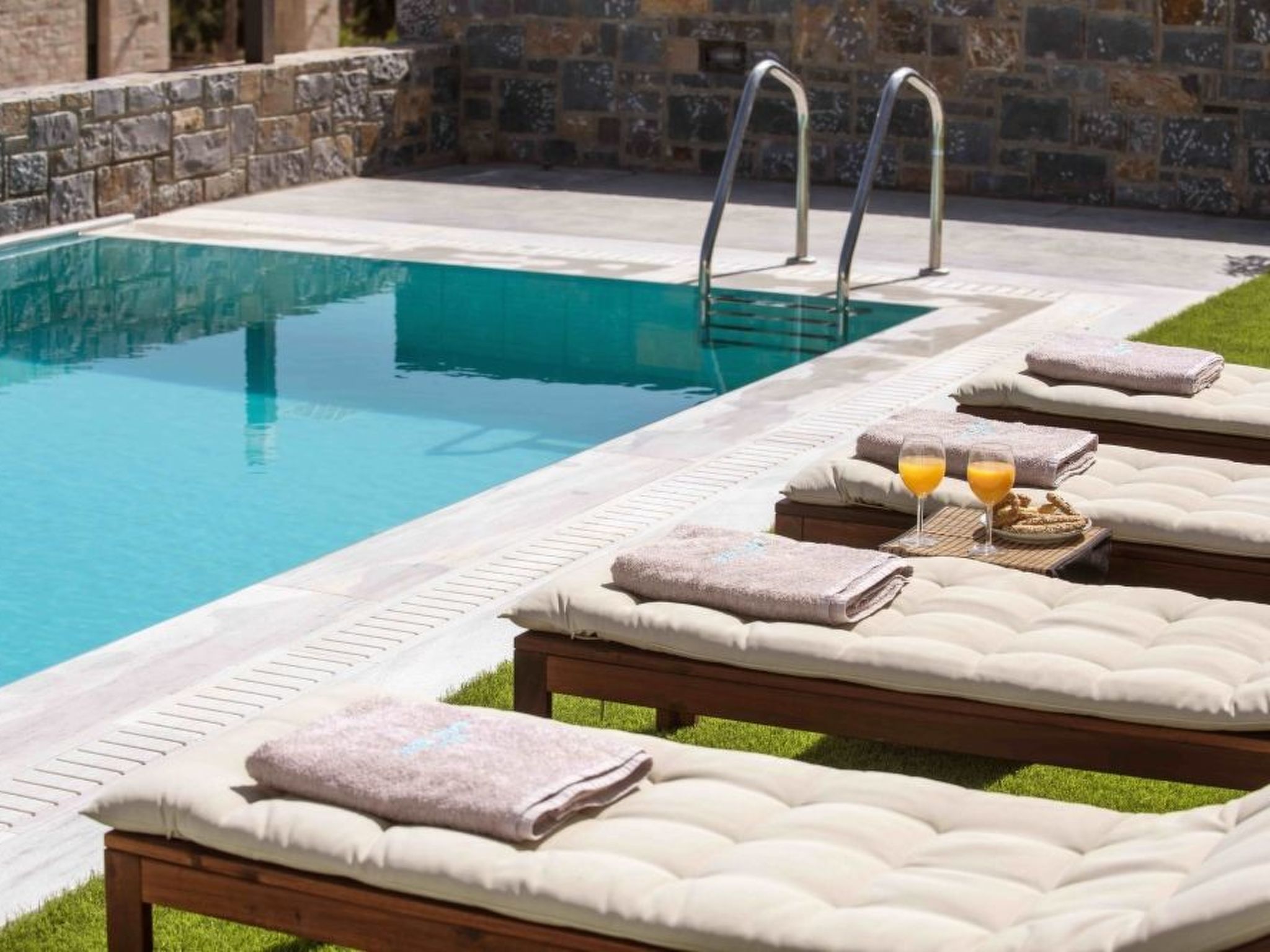 Pitsidia Hills-Image-tags.info