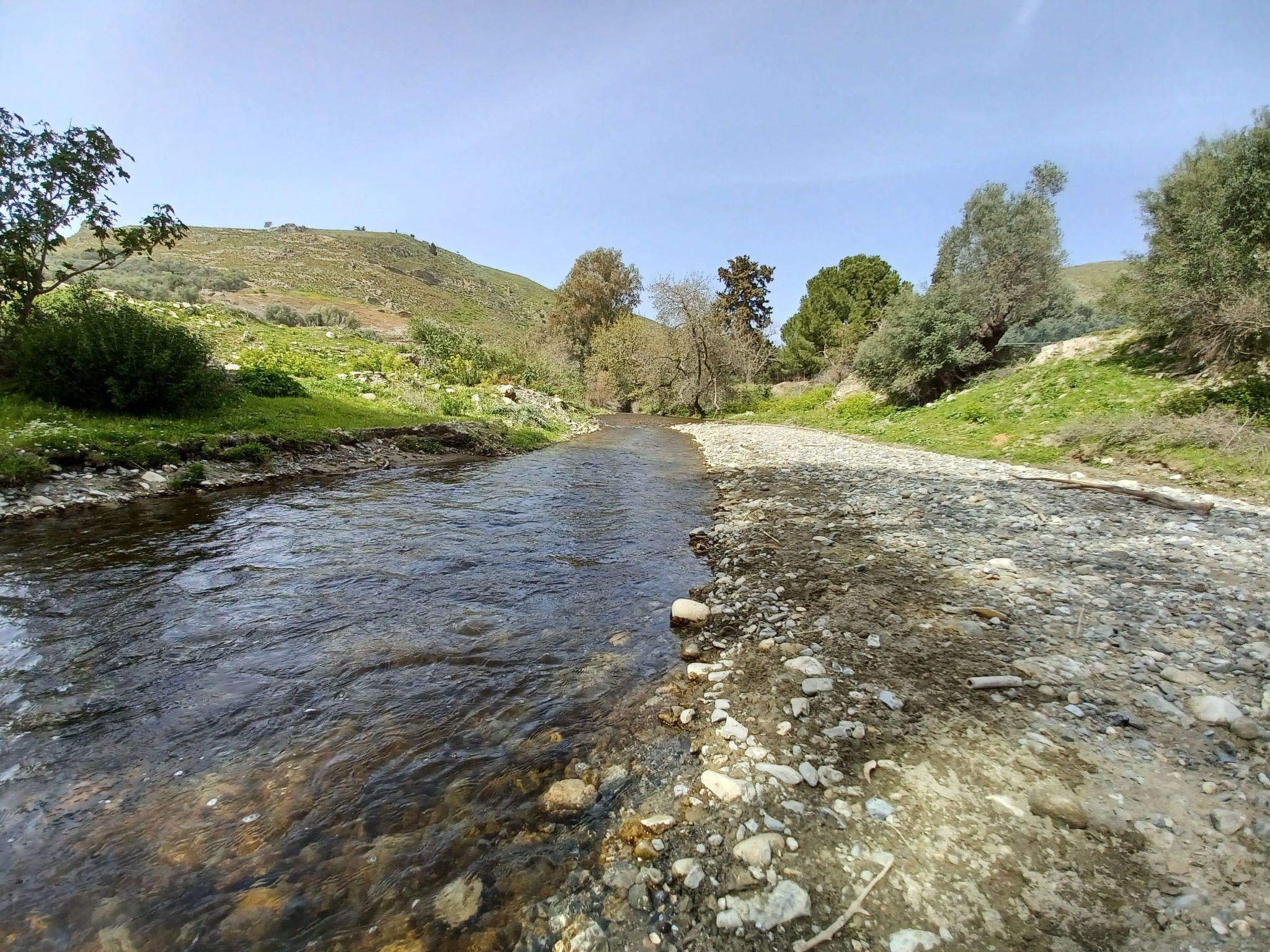 Pitsidia Hills-Image-tags.info