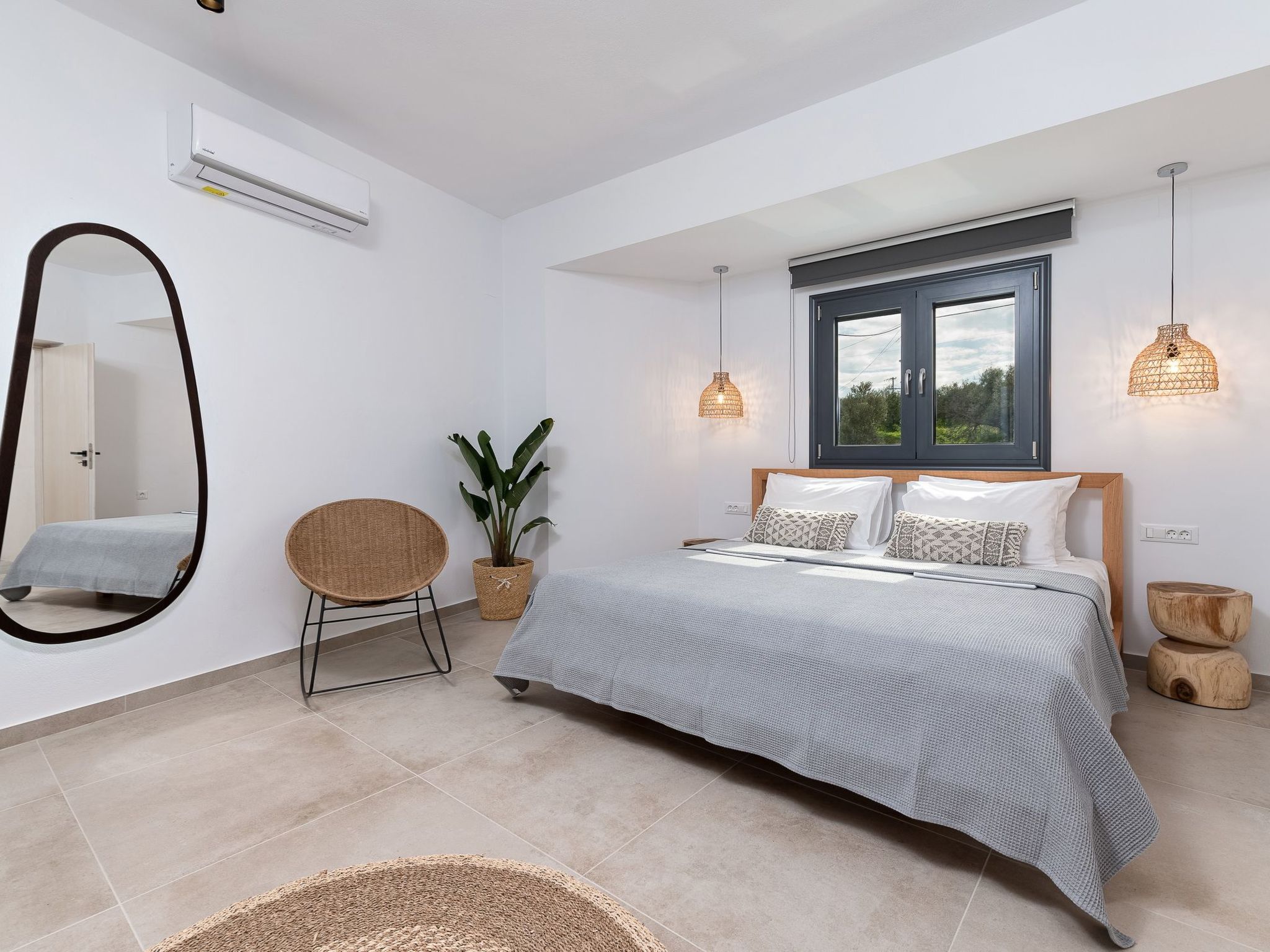 Calma-Image-tags.info