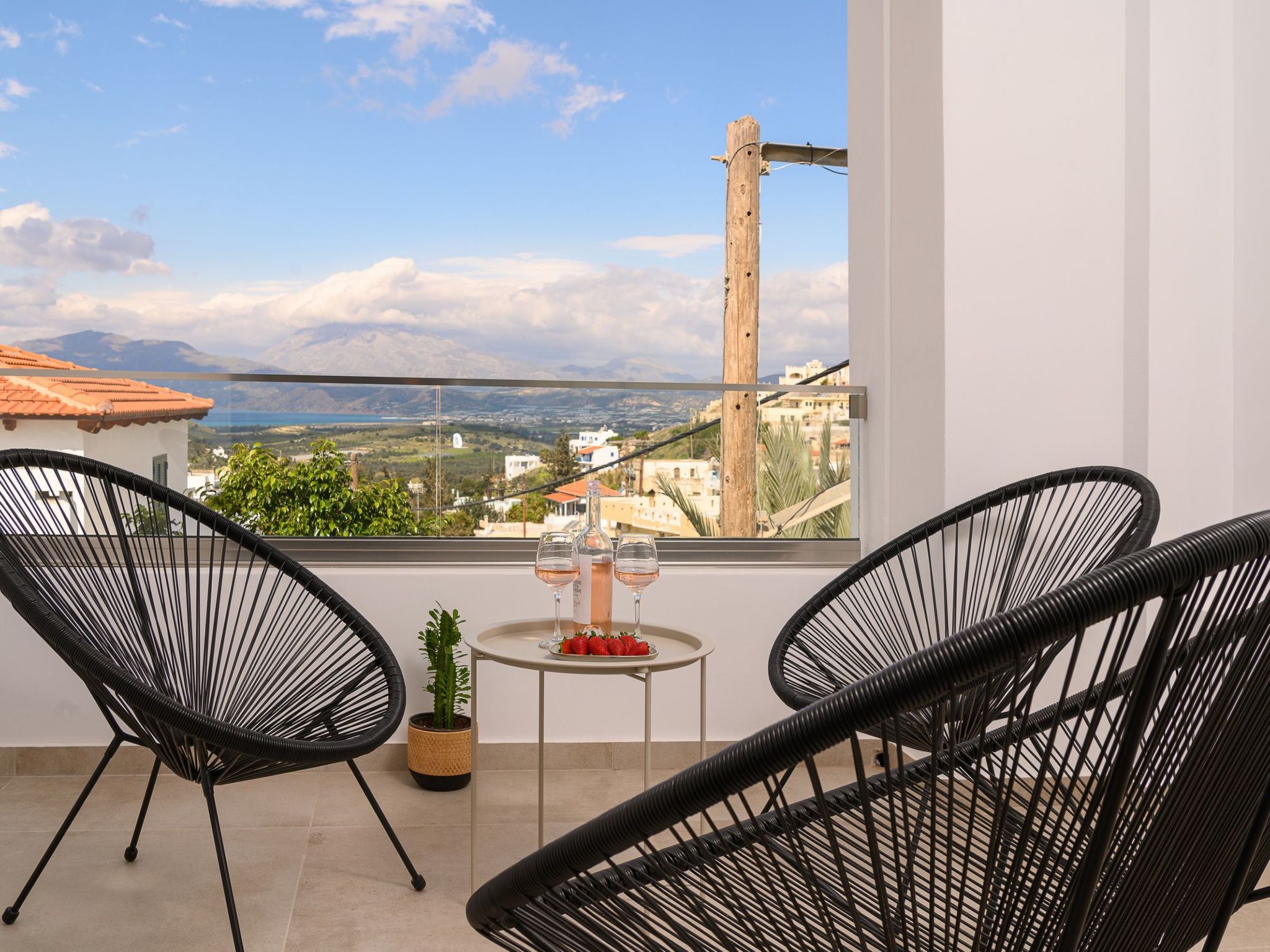 Calma-Image-tags.info