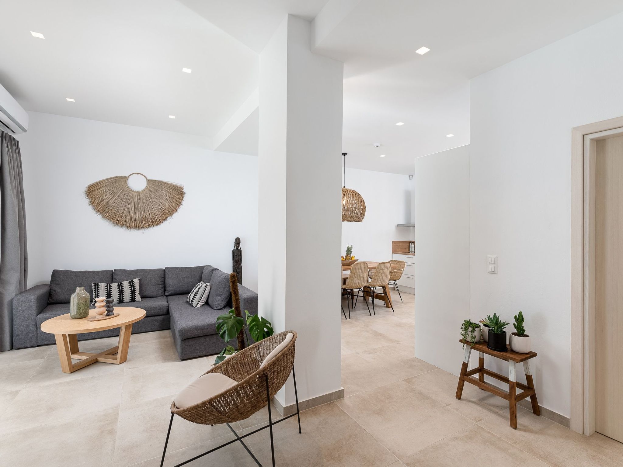 Calma-Image-tags.info