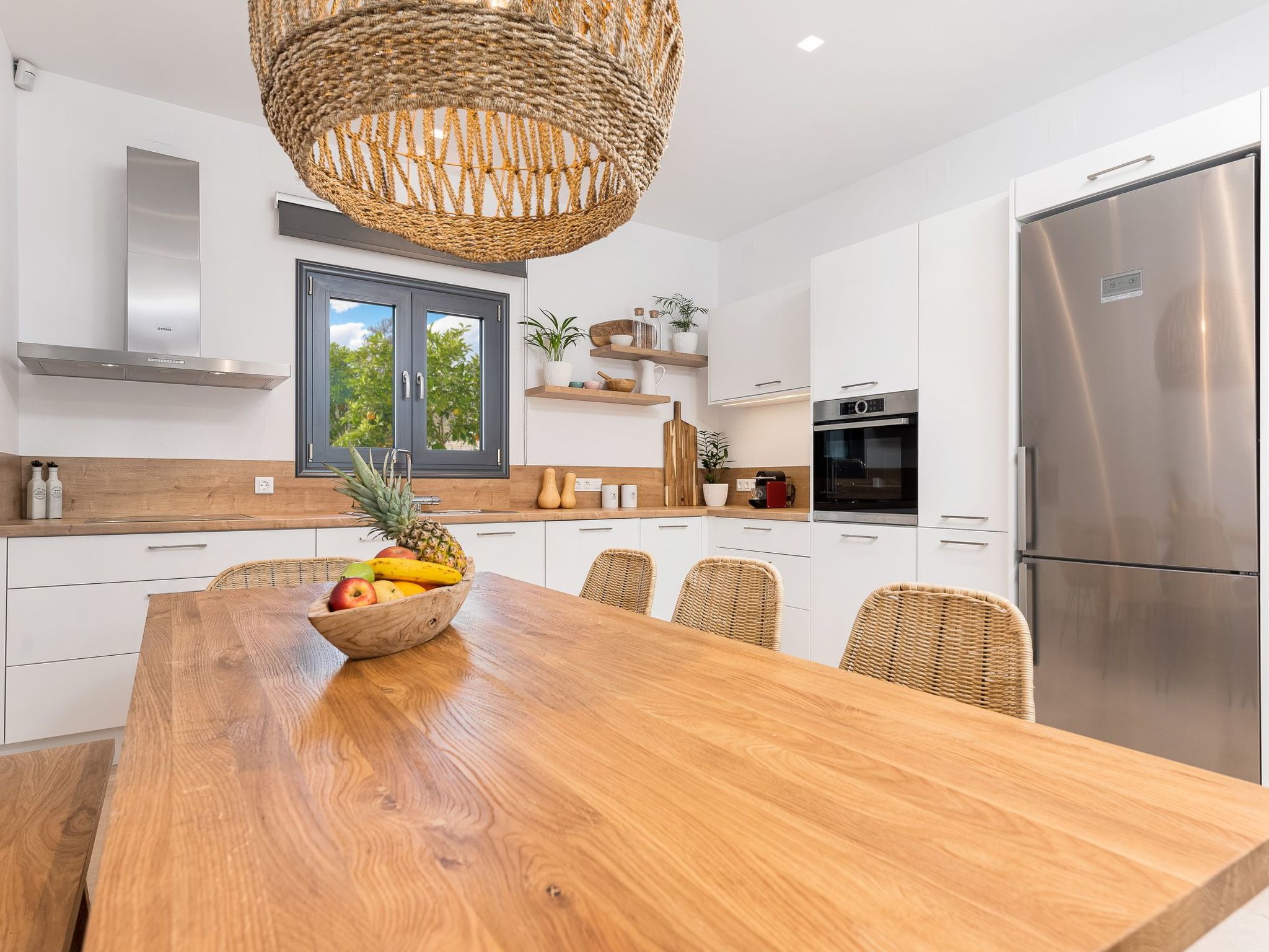 Calma-Image-tags.info