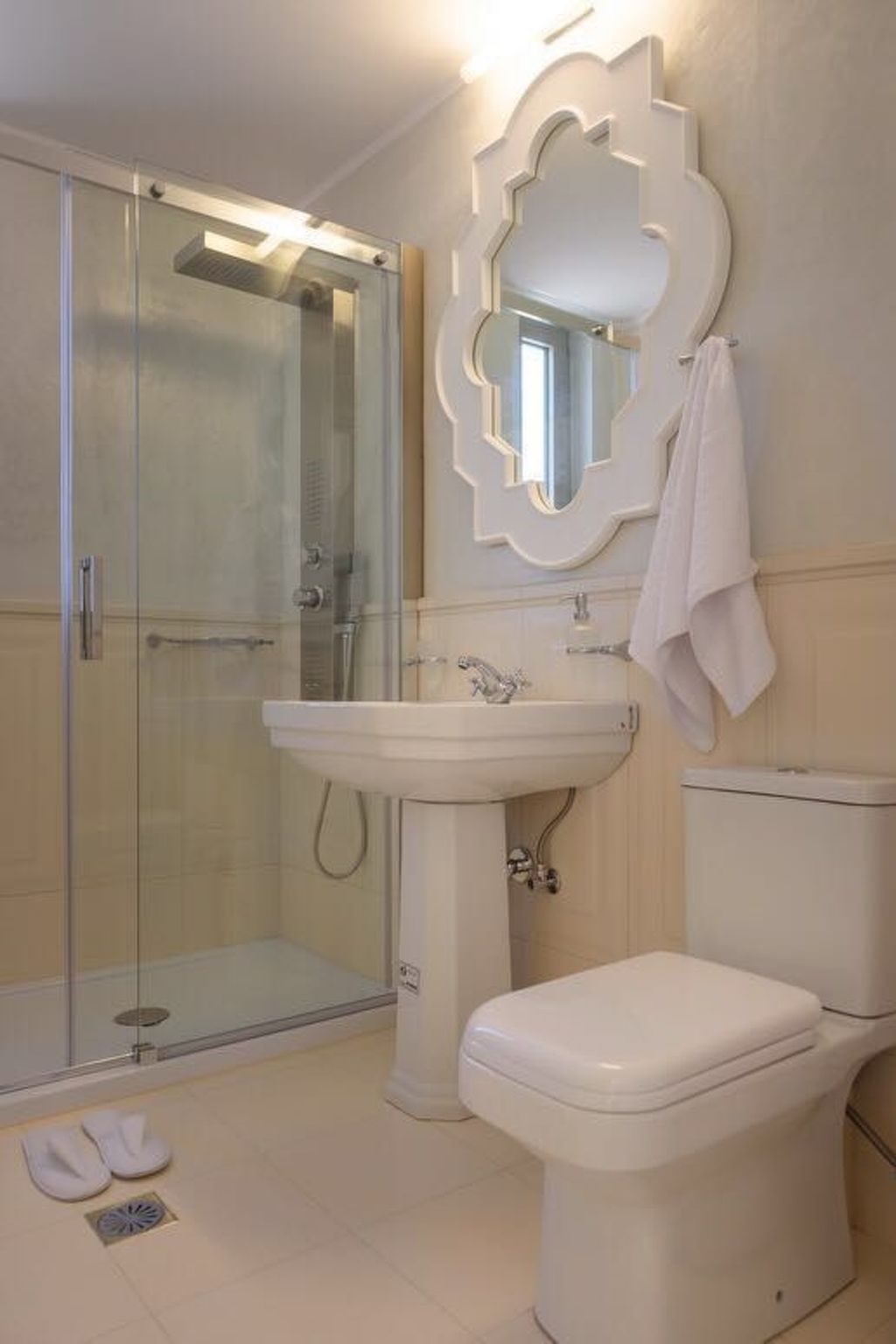 Delfini Villa-Image-tags.info