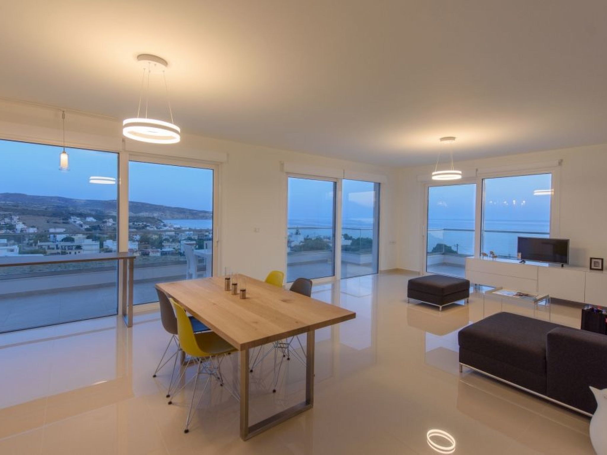 Villa Delfini 3-Drinnen