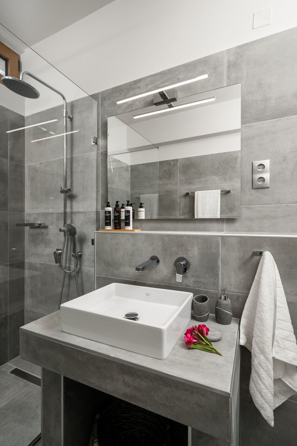 Villa Delfinia 5-Image-tags.info