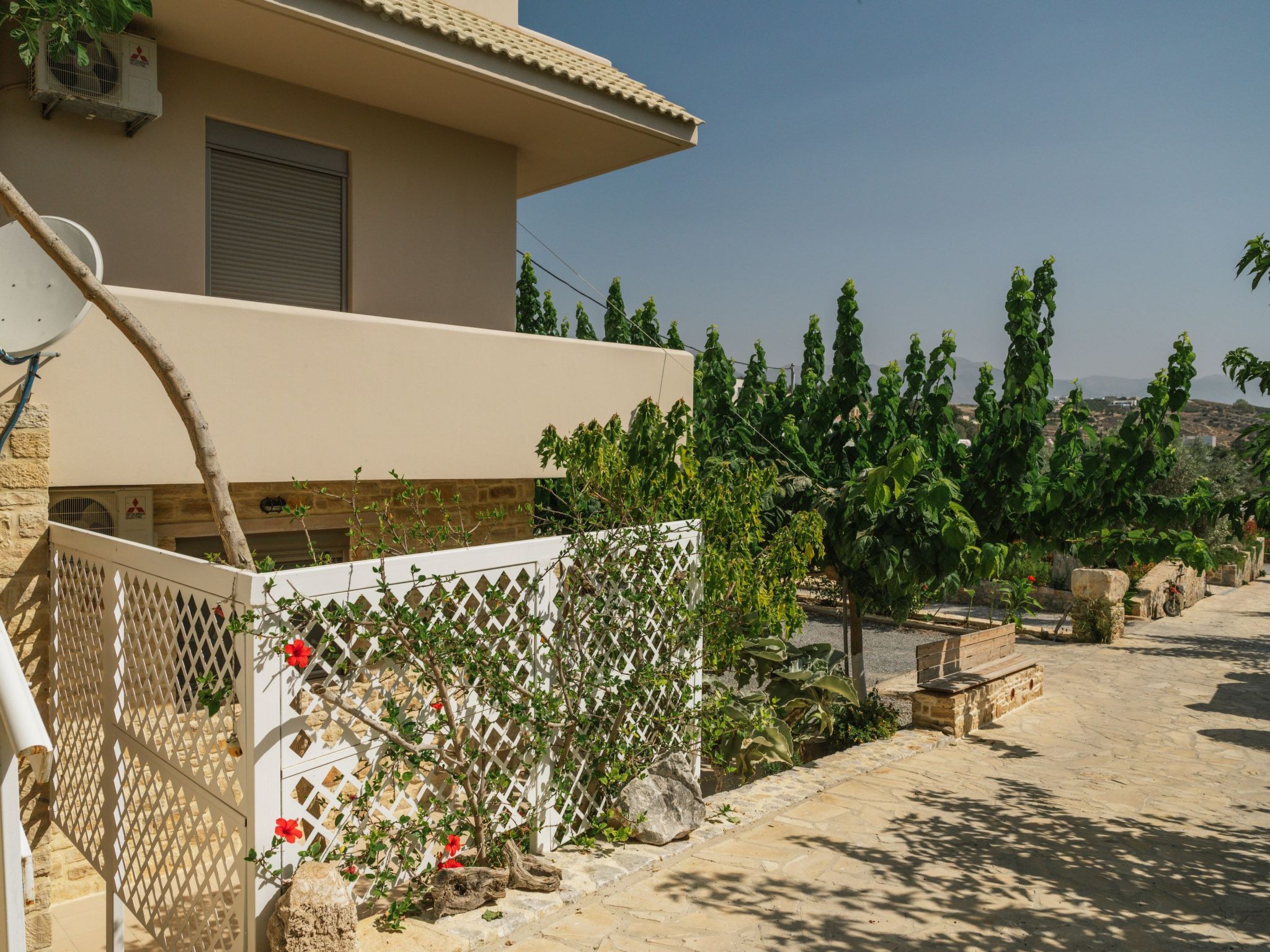 Apartment Mythos - Image 3