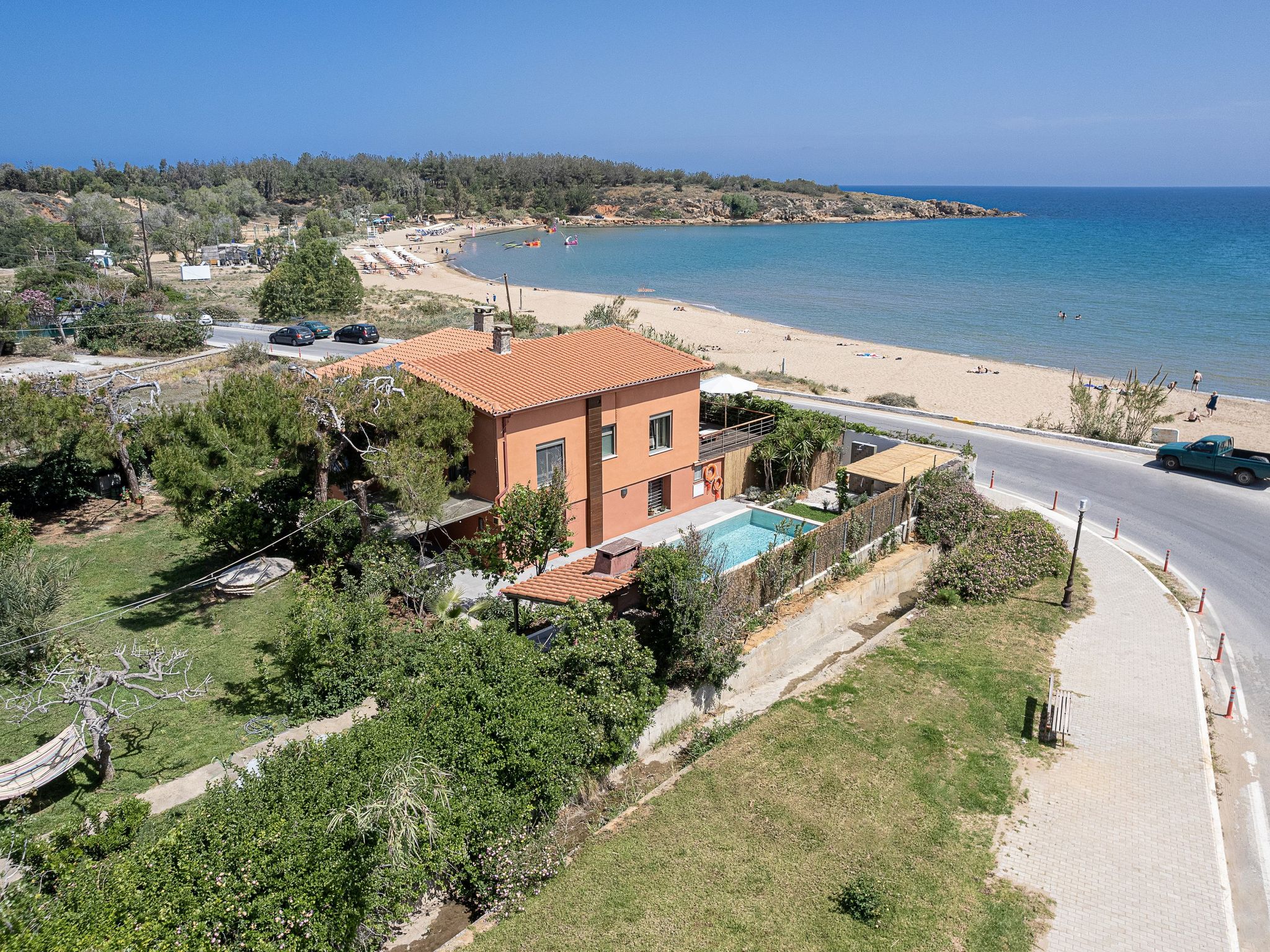 Am Strand mit Pool für eine oder zwei Familien