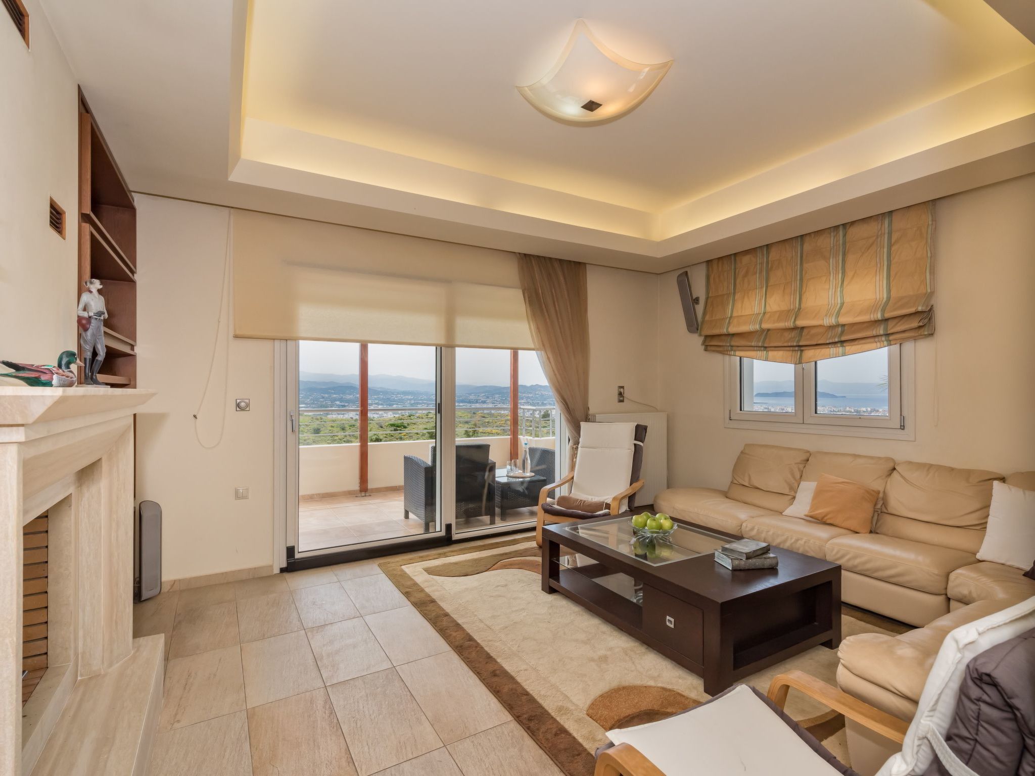 Karmilos Hill Villa - absolute Privatsphäre-Dedans