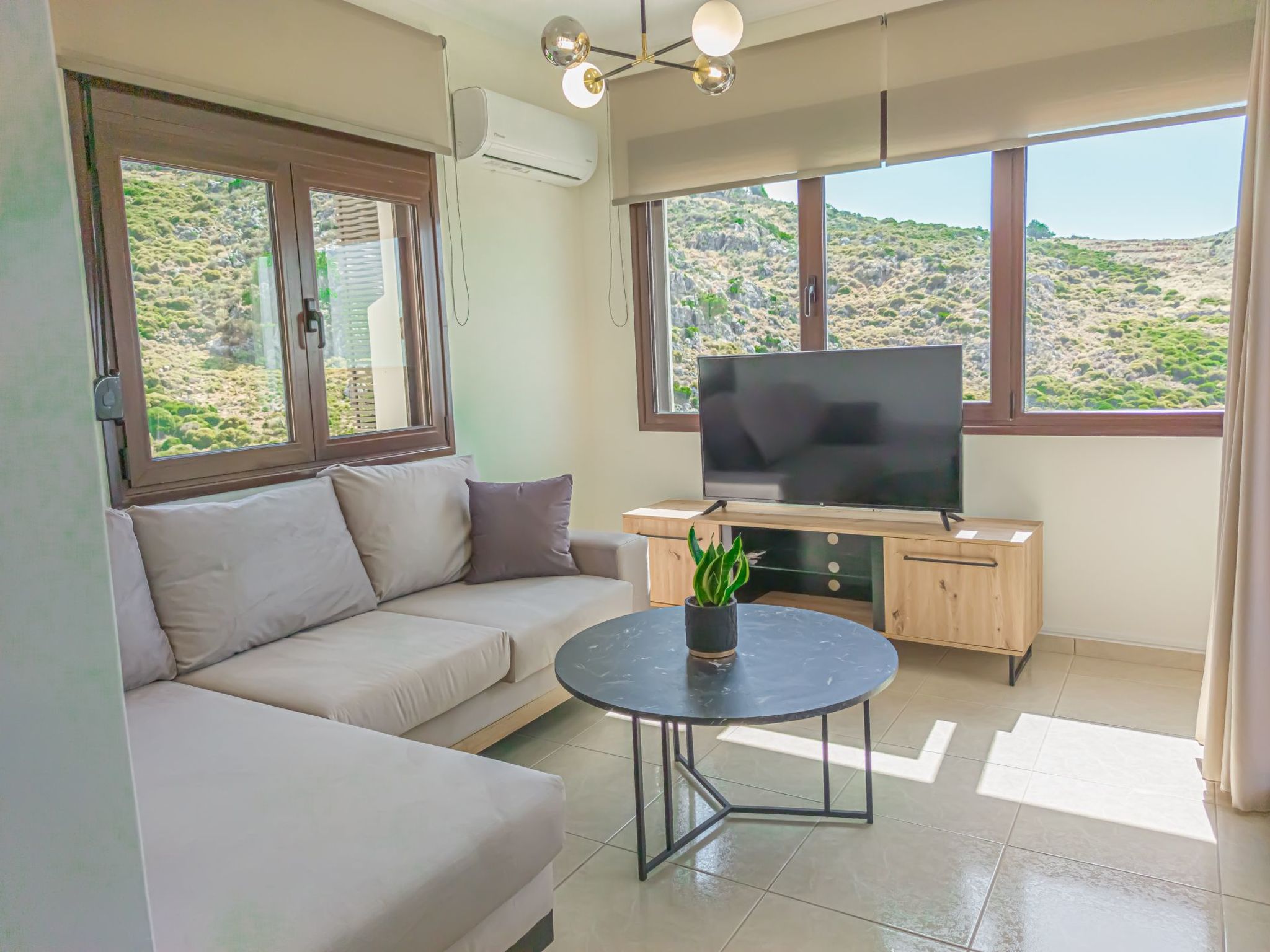 Villa Lia mit ökologischem Privatpool und herrlicher Aussicht.-Drinnen