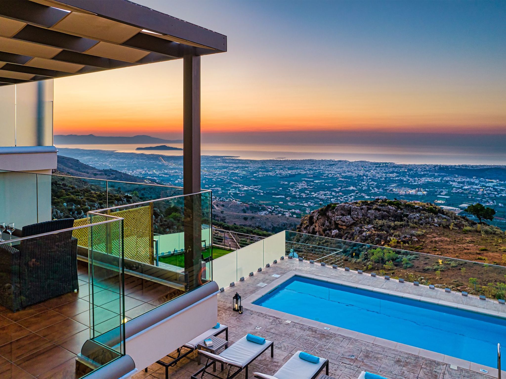 "Villa Nektar" mit privatem Pool-Dehors