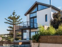 Luxe villa met verwarmd zwembad en panoramisch zeezicht in Agia Marina - thumbnail 3