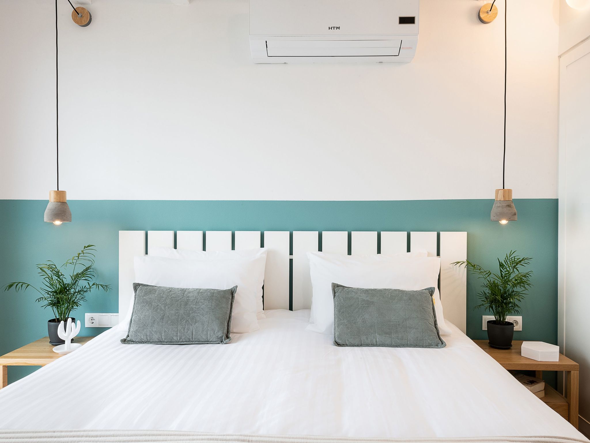 Ferienvilla mit beheiztem Pool und schöner Aussicht-Binnen