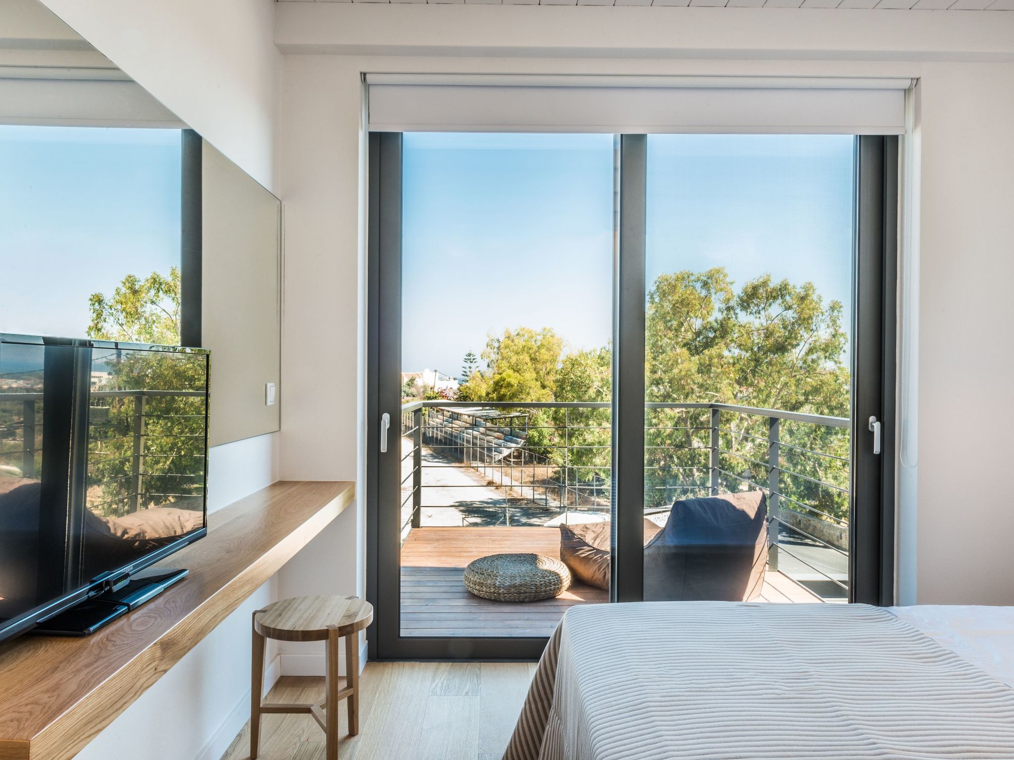 Ferienvilla mit beheiztem Pool und schöner Aussicht-Binnen