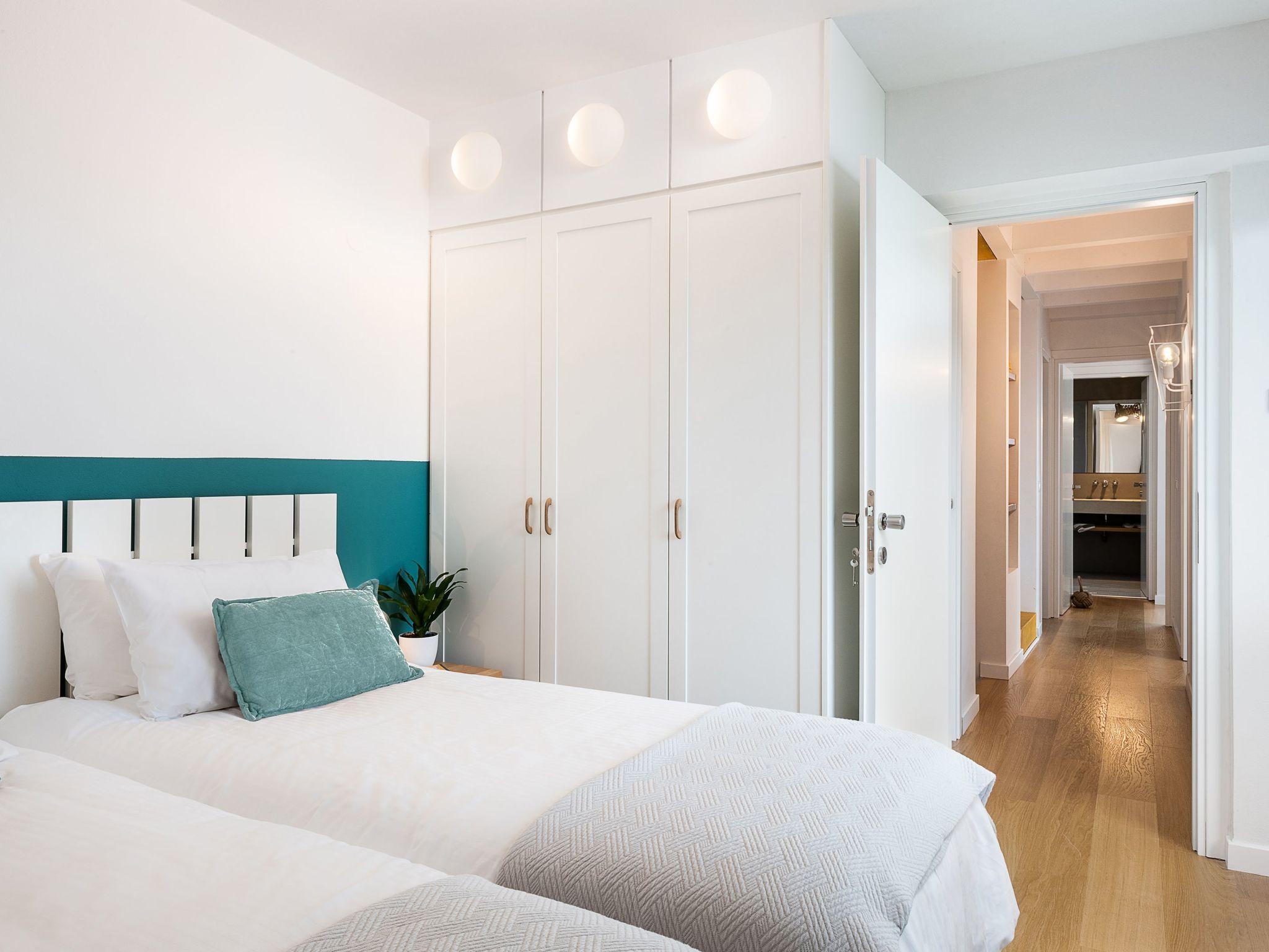 Ferienvilla mit beheiztem Pool und schöner Aussicht-Binnen