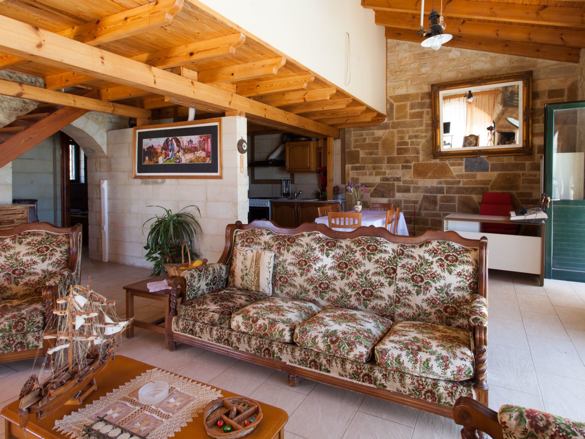 BIO-Energie-Villa Antonis-Drinnen