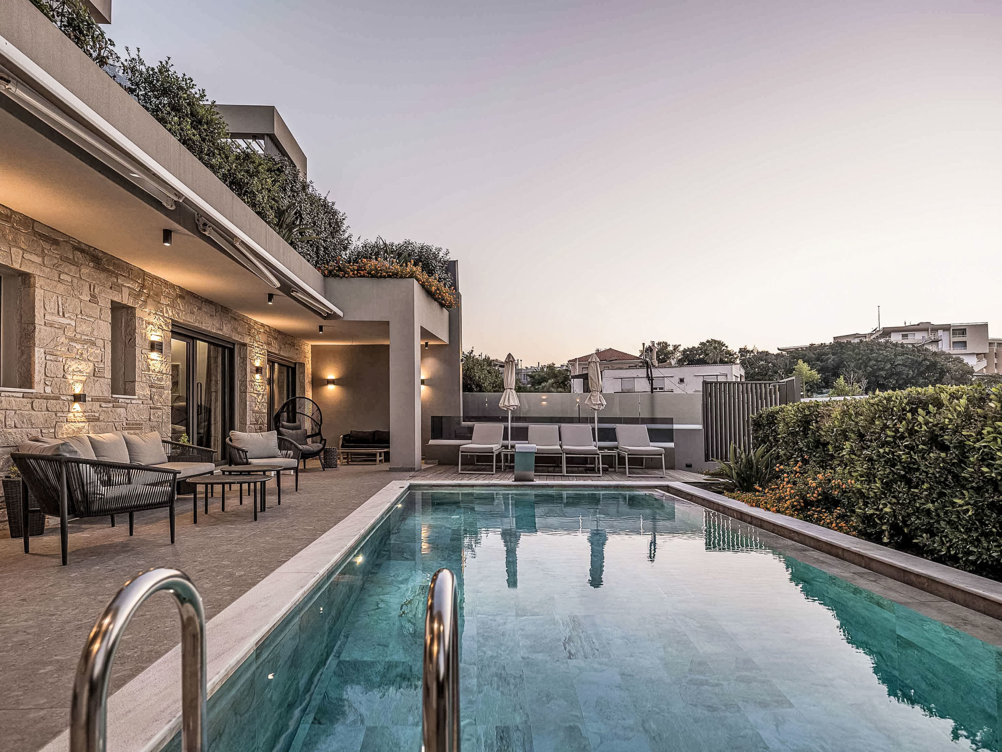Lusol Seafront Villa I - Buiten