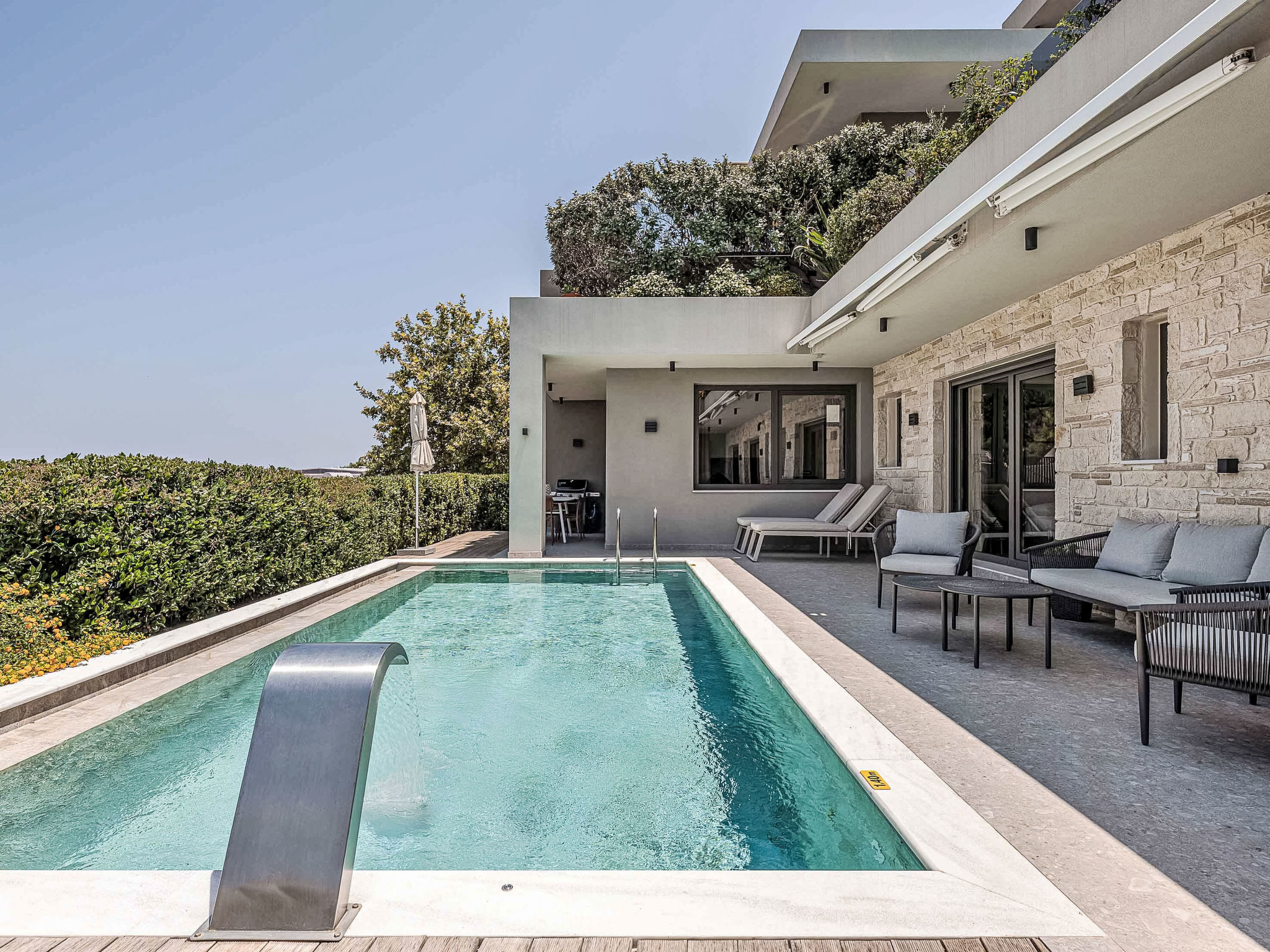 Lusol Seafront Villa I - Buiten