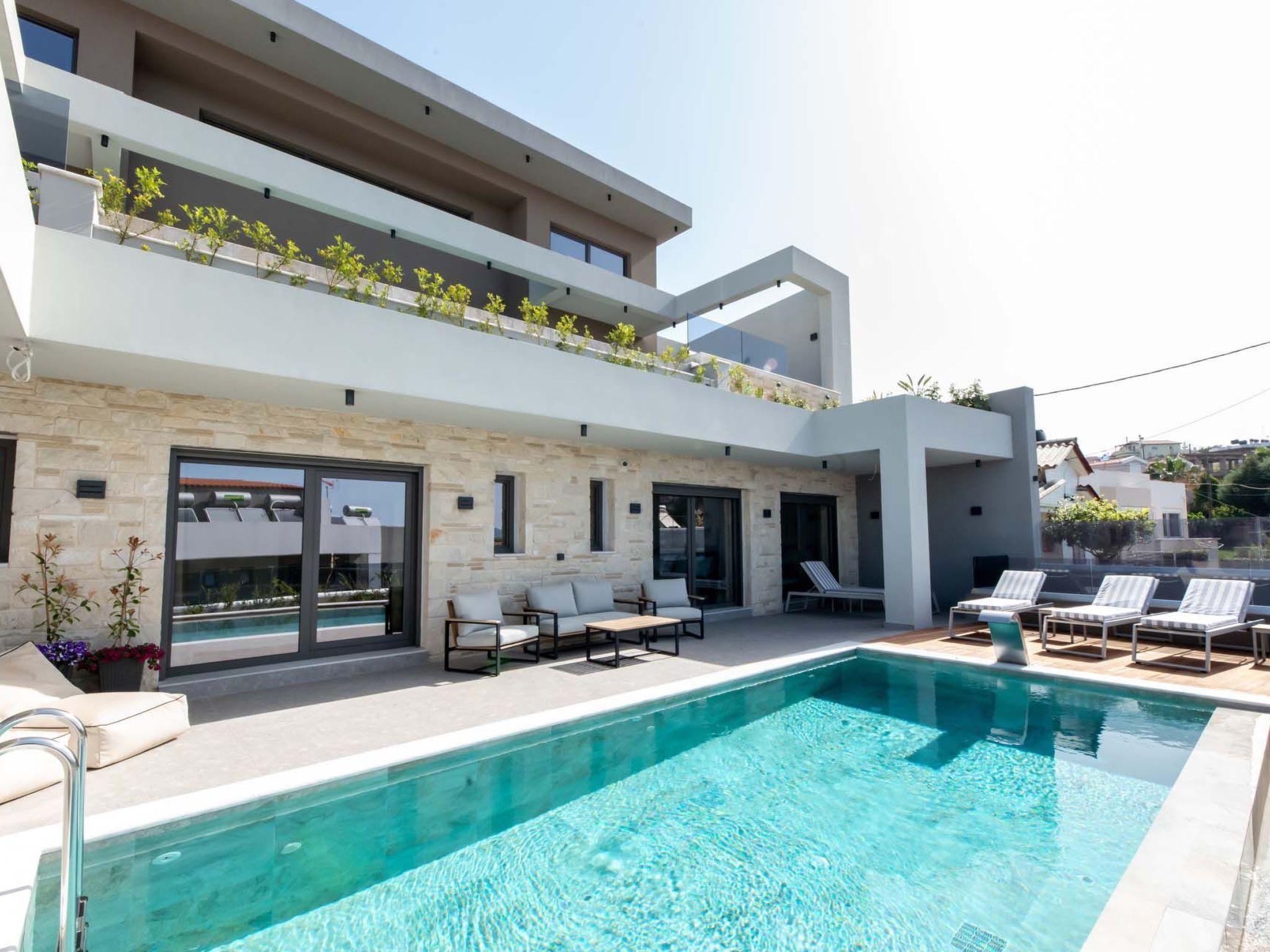 Villa Luna - 100m zum Meer und ''Free'' Beheizter Pool-Binnen