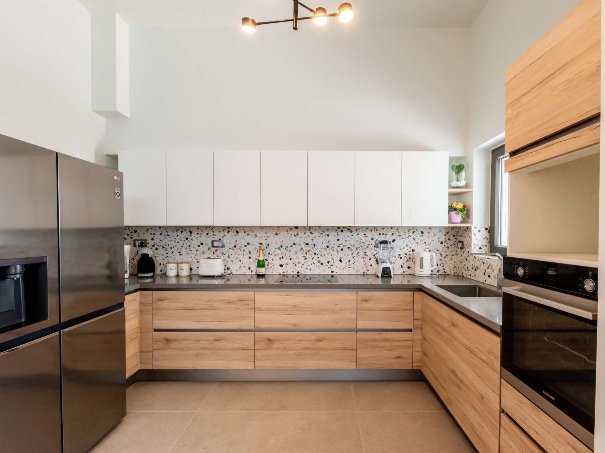 Villa Luna - 100m zum Meer und ''Free'' Beheizter Pool-Binnen