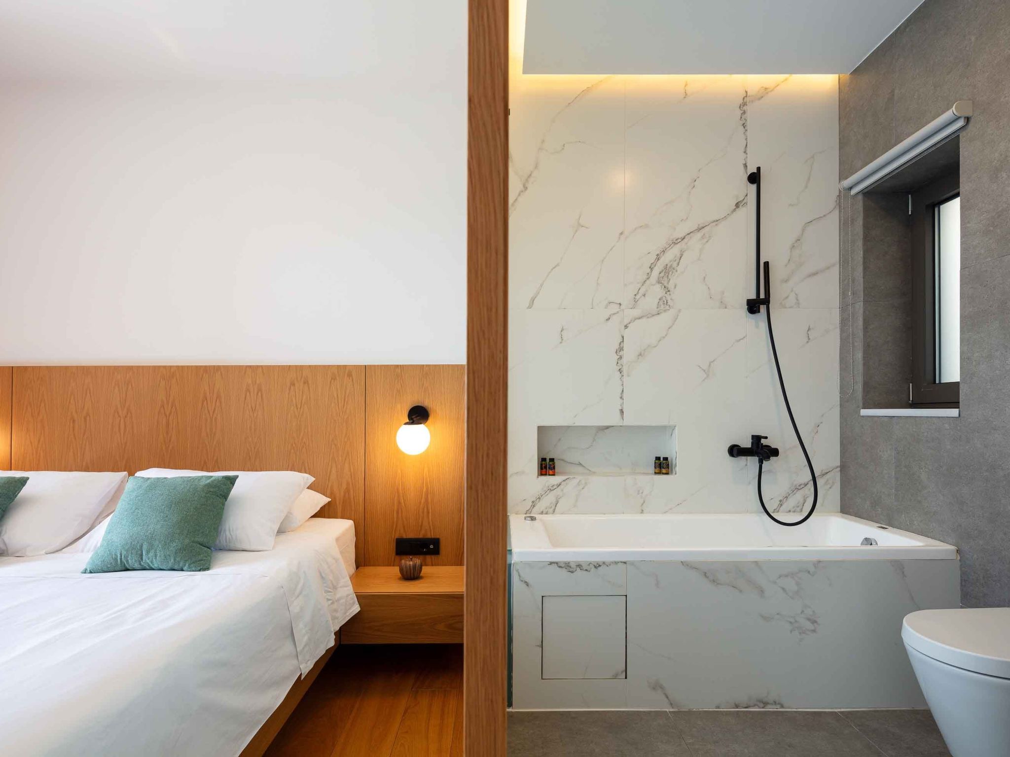 Omnia Villa 2 - ''Beheizter'' Pool, herrlicher Meerblick-Drinnen