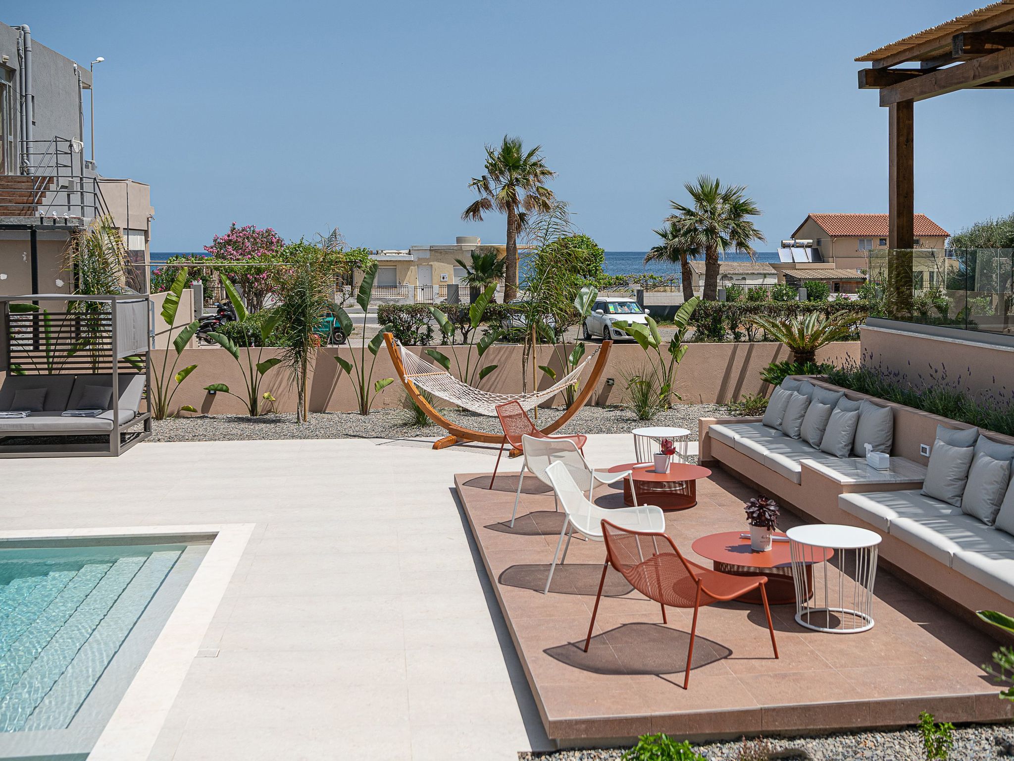 Villa Agali - ''Freier'' beheizter Pool, 70m zum Meer-Binnen