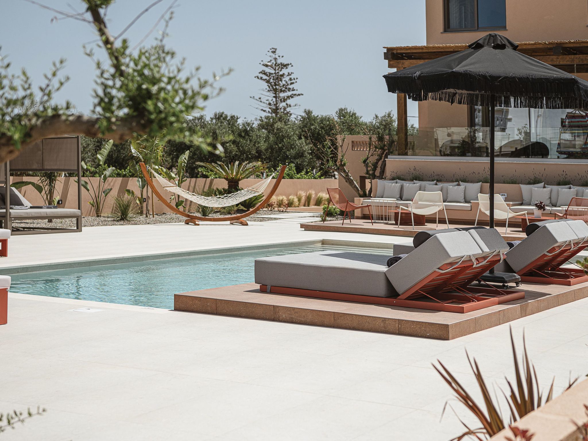 Villa Agali - ''Freier'' beheizter Pool, 70m zum Meer-Binnen