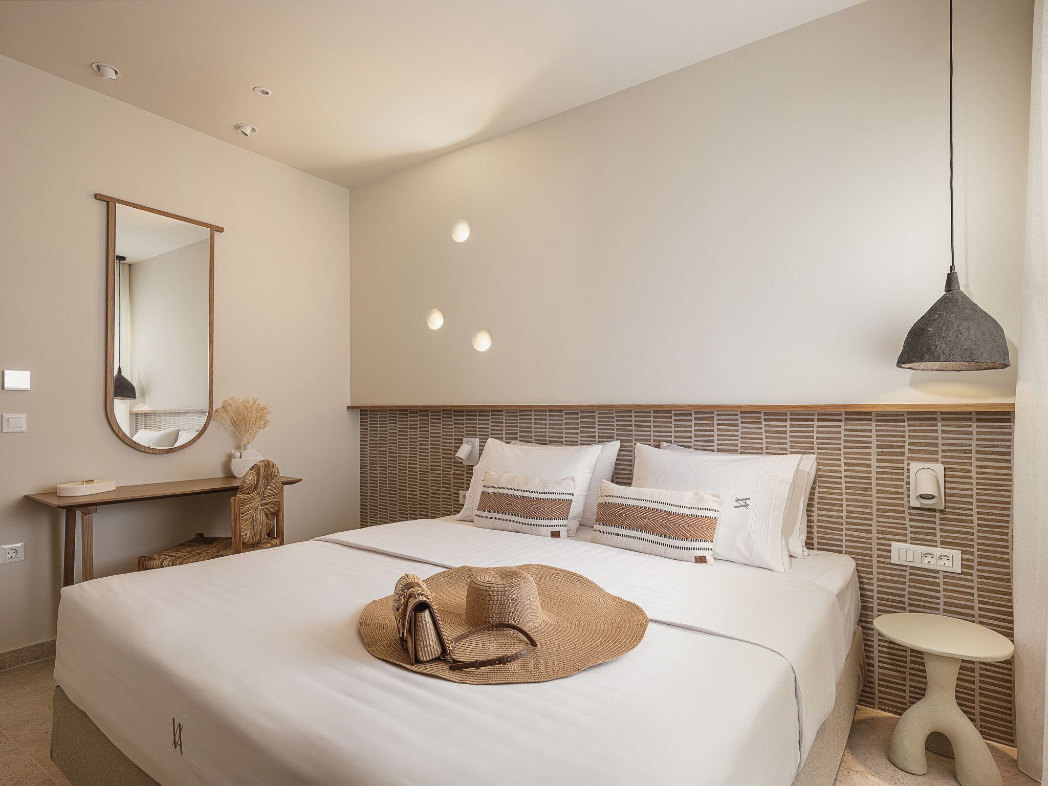 Villa Agali - ''Freier'' beheizter Pool, 70m zum Meer-Binnen