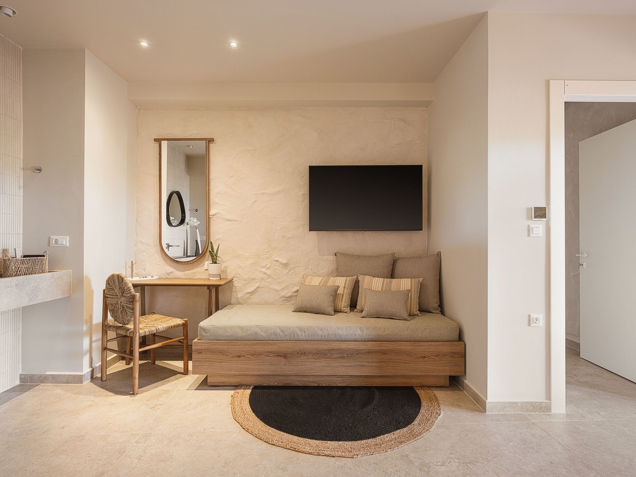 Villa Agali - ''Freier'' beheizter Pool, 70m zum Meer-Binnen