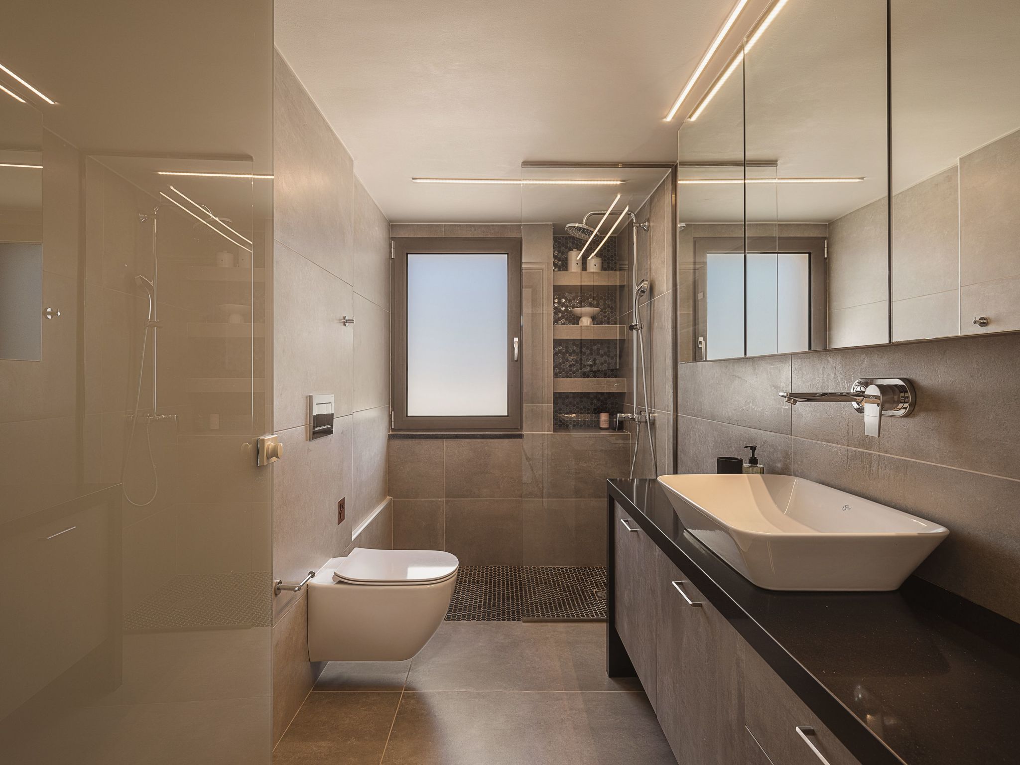 Villa Agali - ''Freier'' beheizter Pool, 70m zum Meer-Binnen