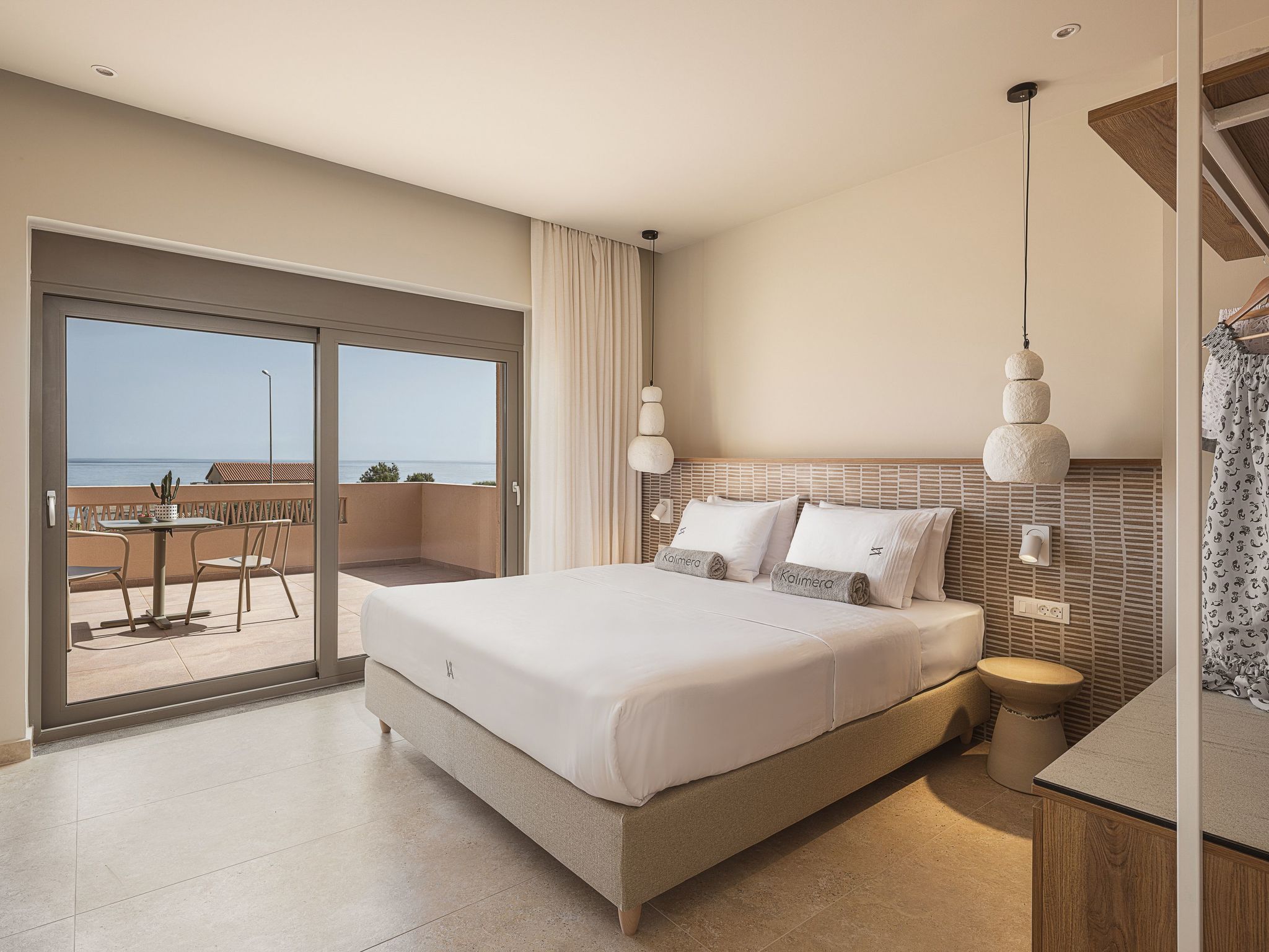 Villa Agali - ''Freier'' beheizter Pool, 70m zum Meer-Binnen