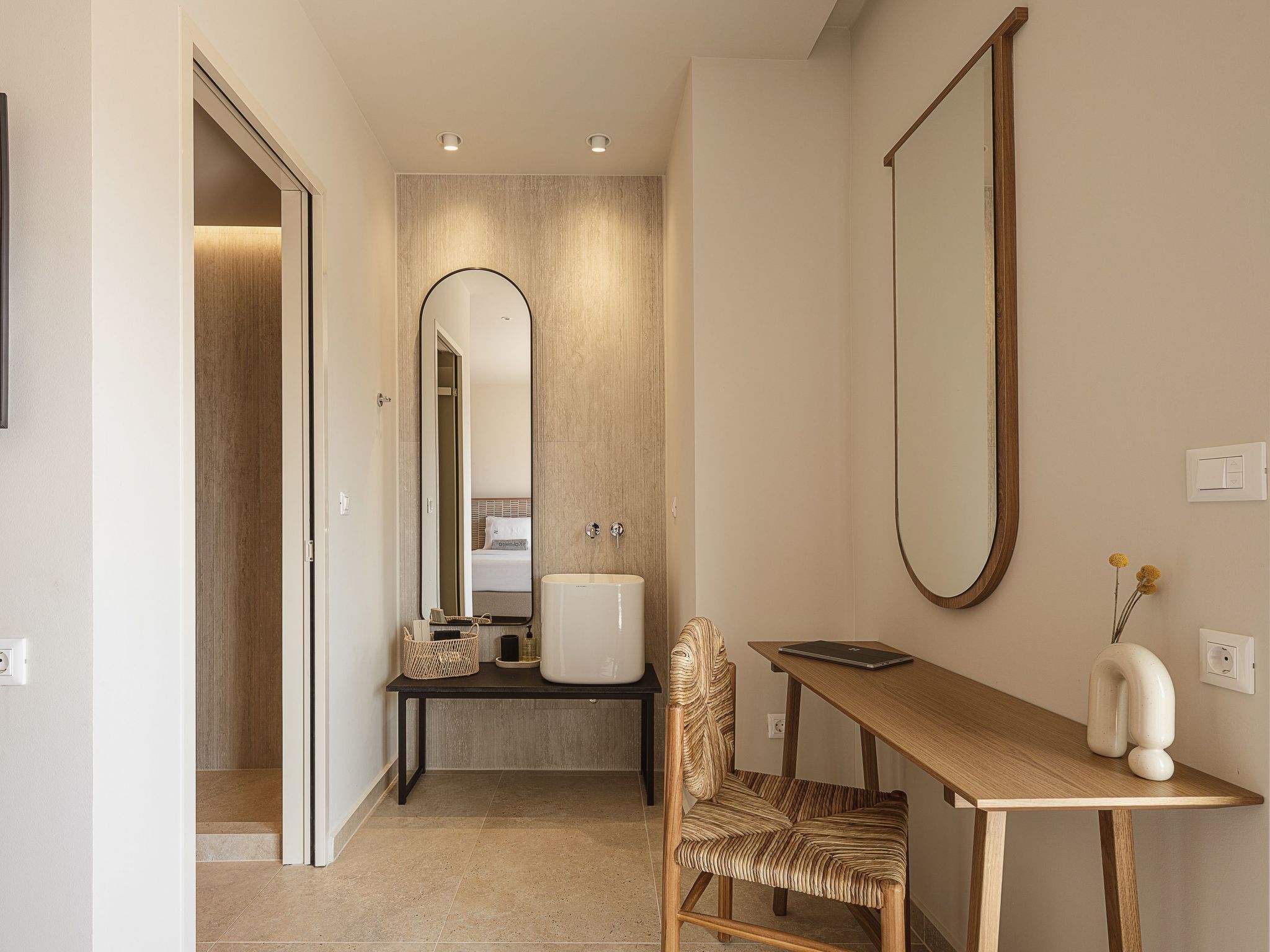 Villa Agali - ''Freier'' beheizter Pool, 70m zum Meer-Binnen