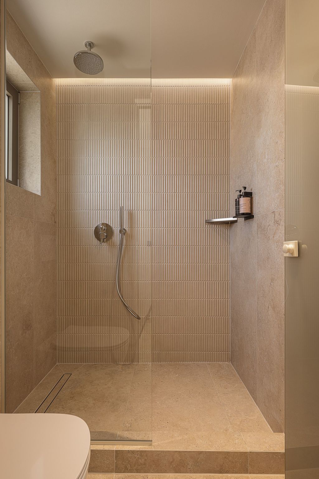 Villa Agali - ''Freier'' beheizter Pool, 70m zum Meer-Binnen