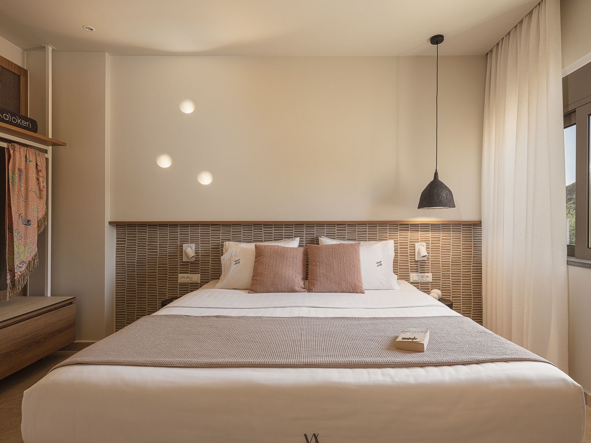 Villa Agali - ''Freier'' beheizter Pool, 70m zum Meer-Binnen