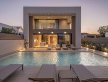 Sancy Luxury Villa-400m Strand, ''Beheizter'' Pool, Fitnessraum