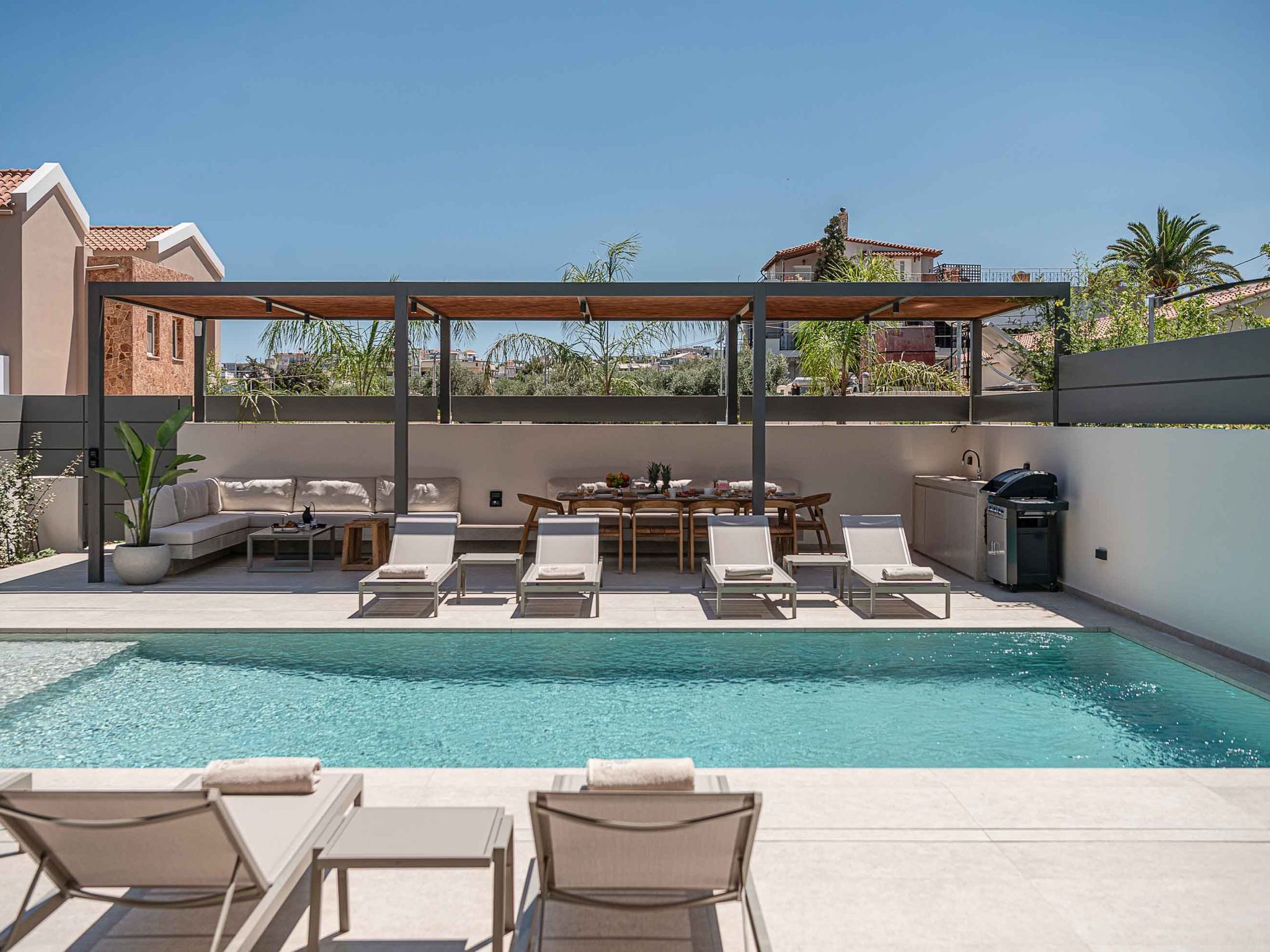 Sancy Luxury Villa-400m Strand, ''Beheizter'' Pool, Fitnessraum-Binnen