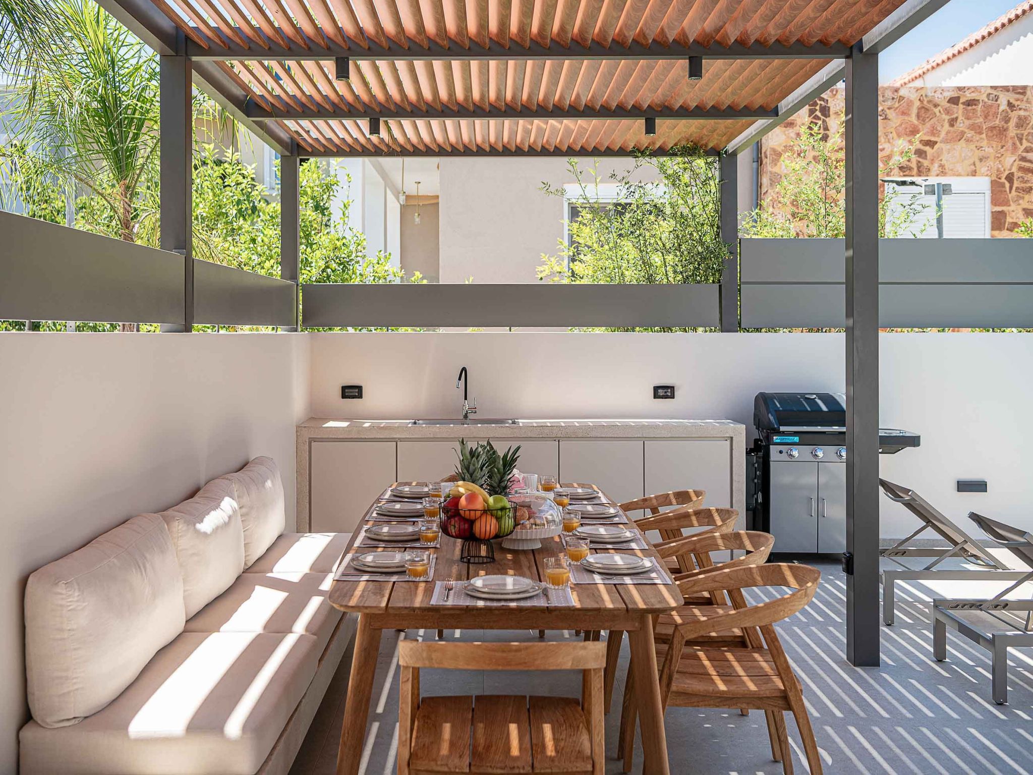 Sancy Luxury Villa-400m Strand, ''Beheizter'' Pool, Fitnessraum-Binnen