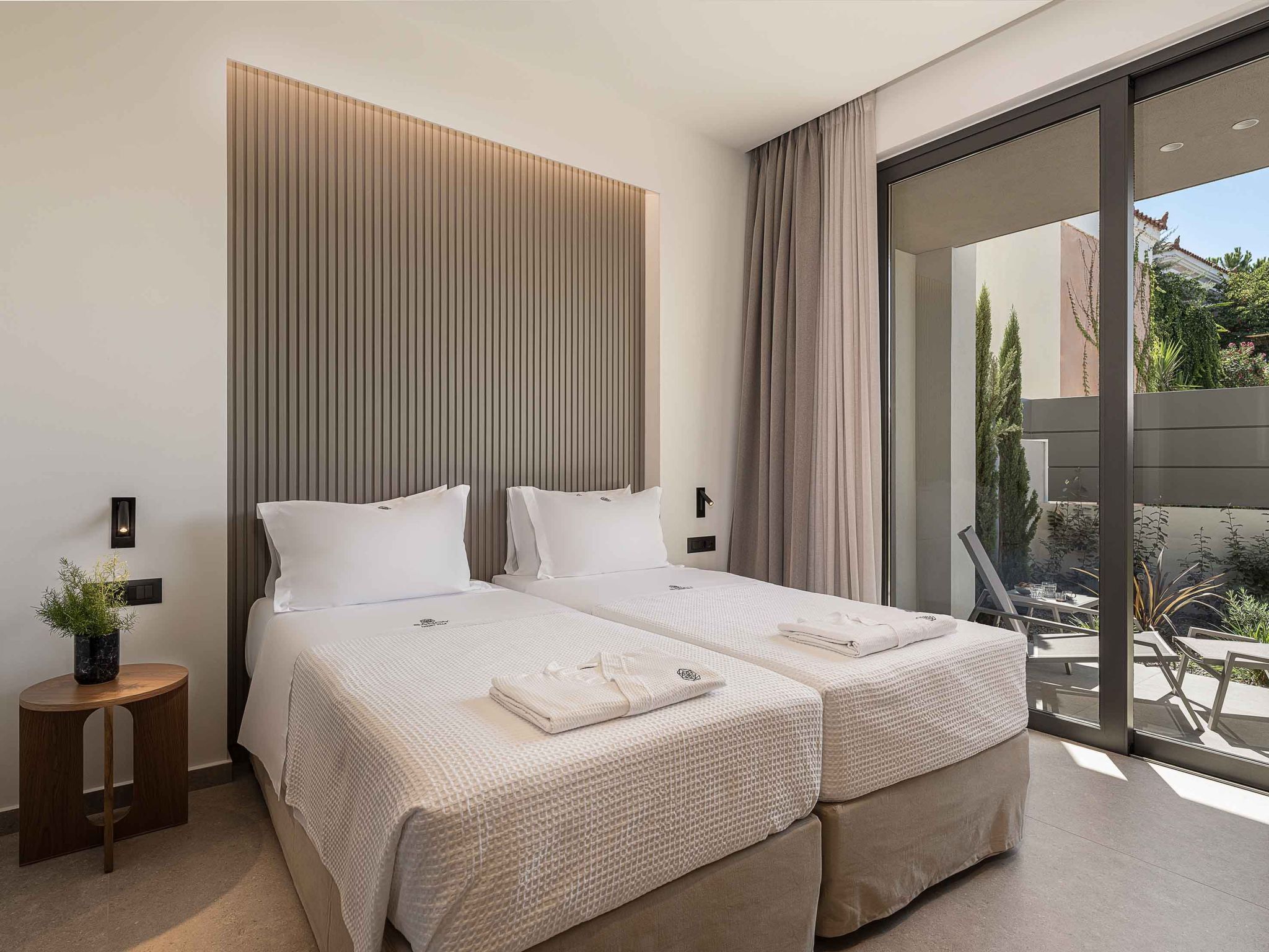 Sancy Luxury Villa-400m Strand, ''Beheizter'' Pool, Fitnessraum-Binnen