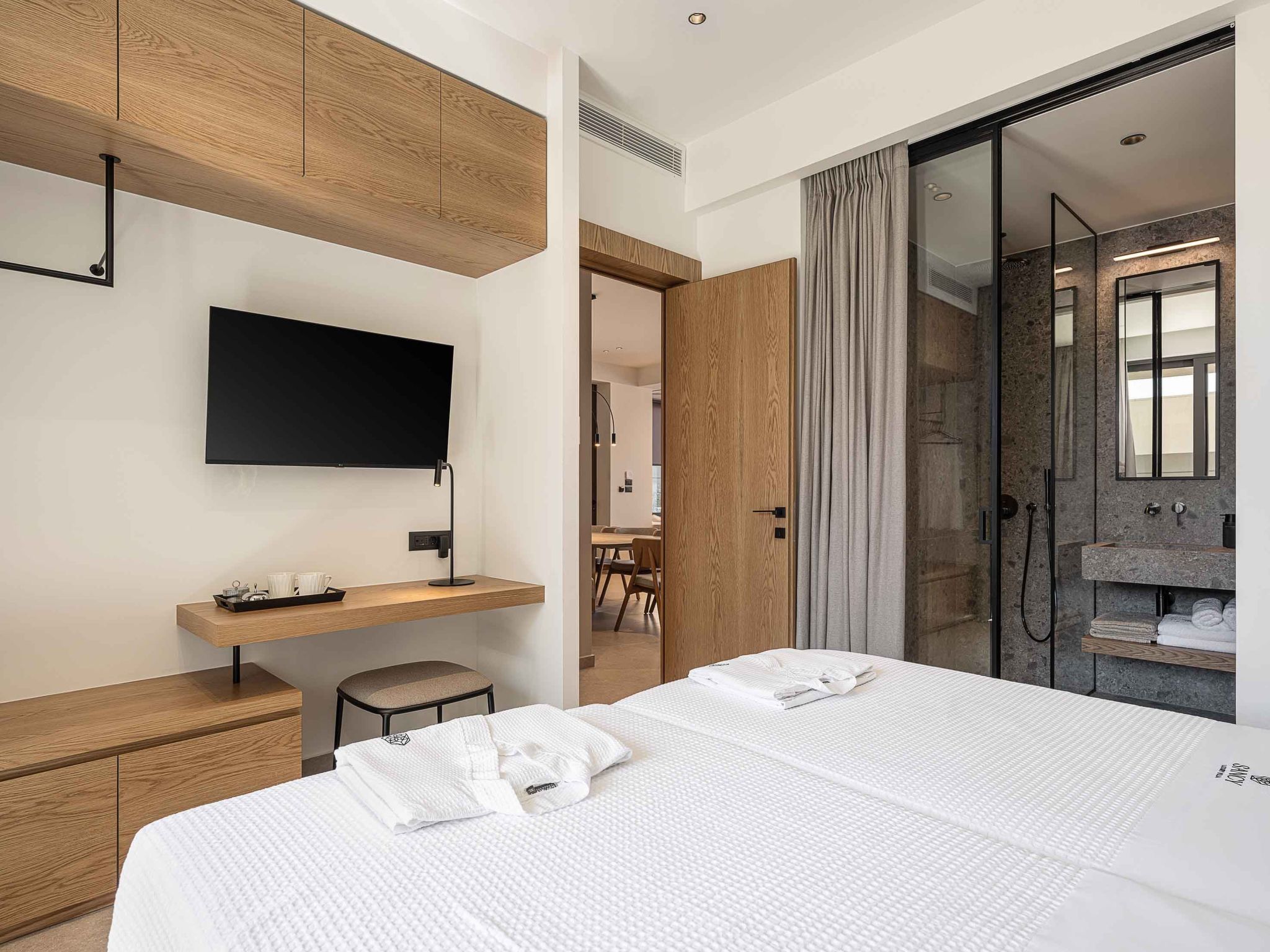 Sancy Luxury Villa-400m Strand, ''Beheizter'' Pool, Fitnessraum-Binnen