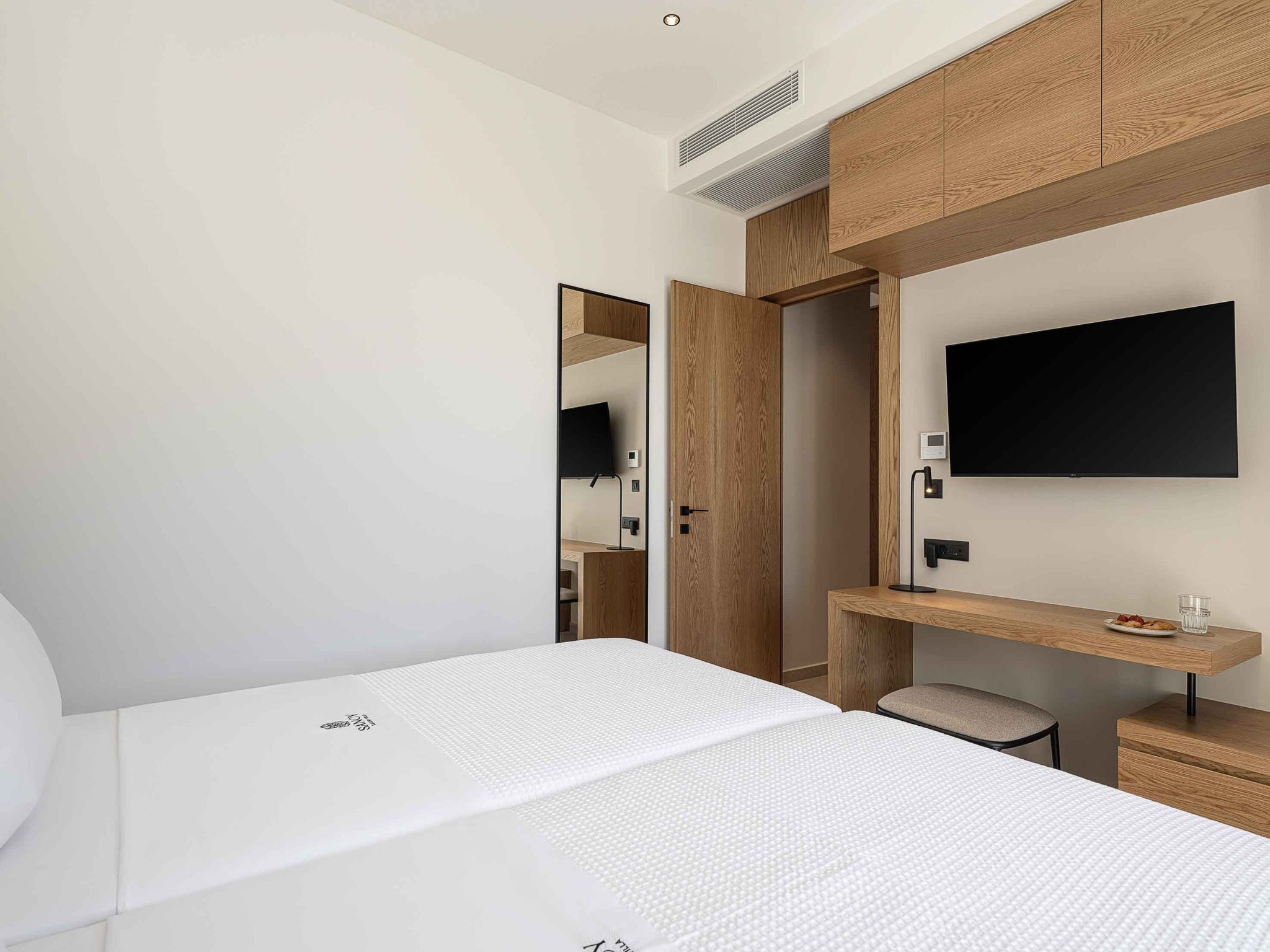 Sancy Luxury Villa-400m Strand, ''Beheizter'' Pool, Fitnessraum-Binnen