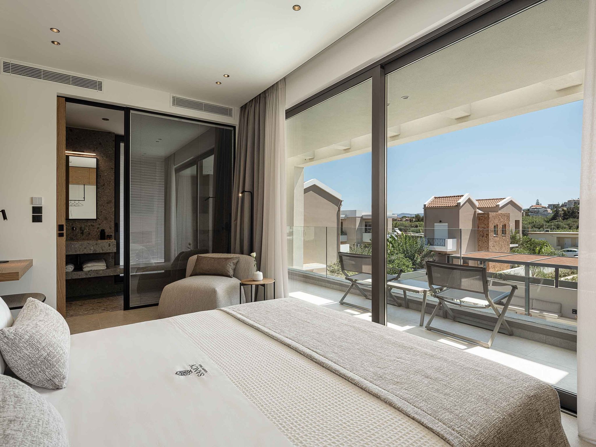 Sancy Luxury Villa-400m Strand, ''Beheizter'' Pool, Fitnessraum-Binnen