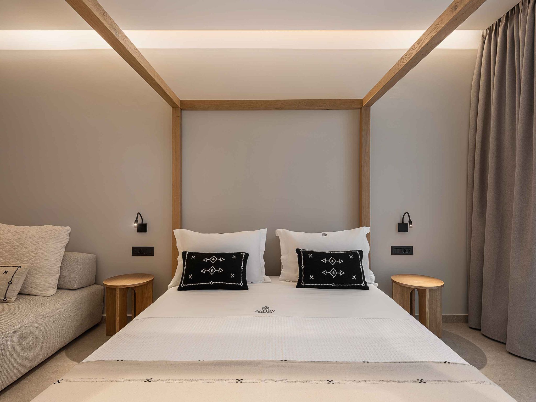 Sancy Luxury Villa-400m Strand, ''Beheizter'' Pool, Fitnessraum-Binnen