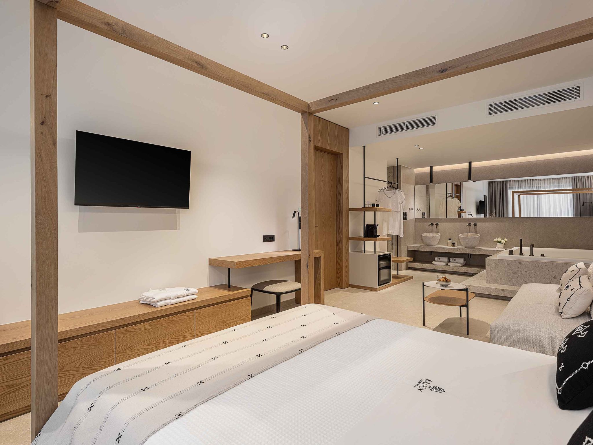 Sancy Luxury Villa-400m Strand, ''Beheizter'' Pool, Fitnessraum-Binnen