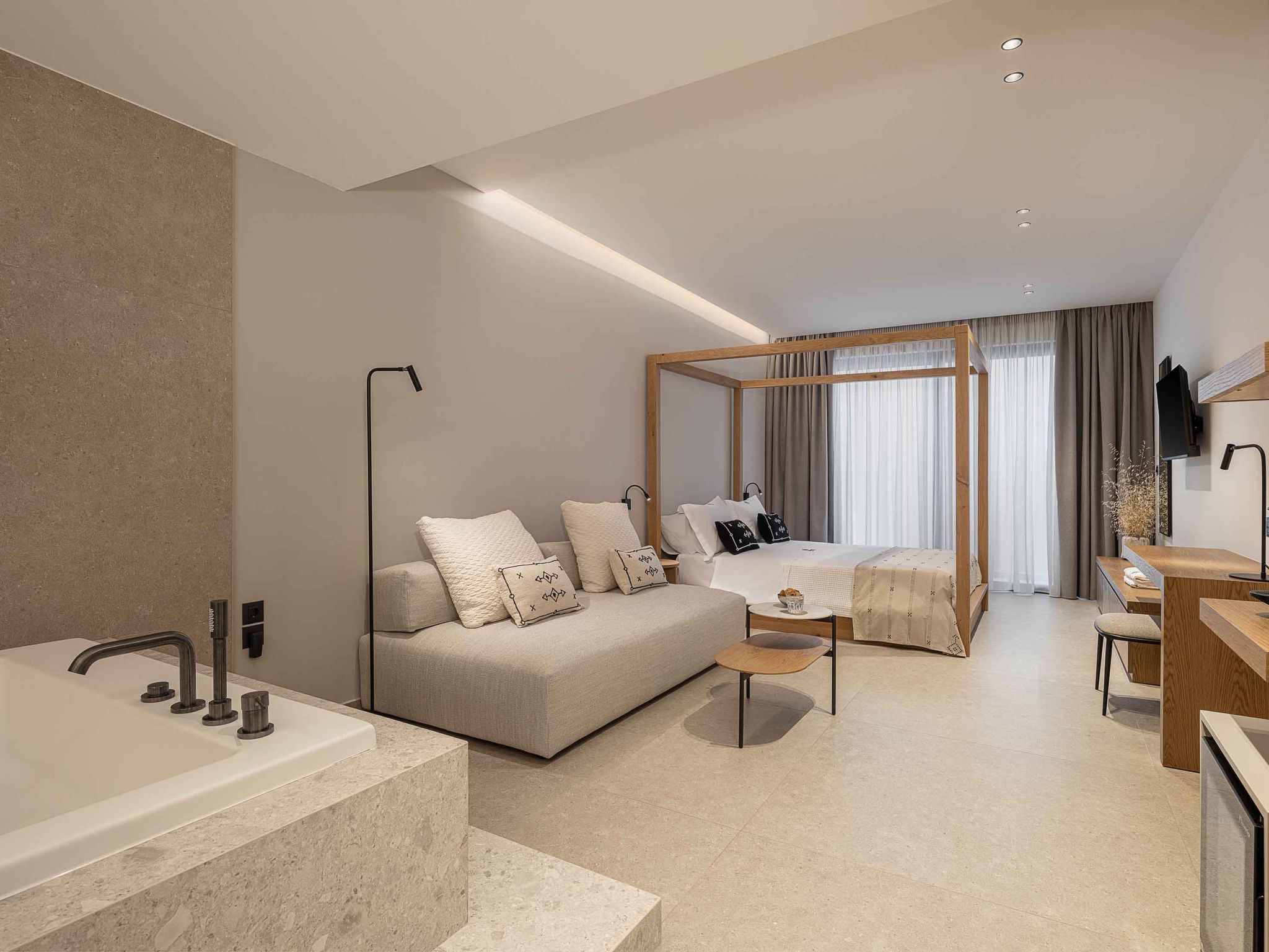 Sancy Luxury Villa-400m Strand, ''Beheizter'' Pool, Fitnessraum-Binnen