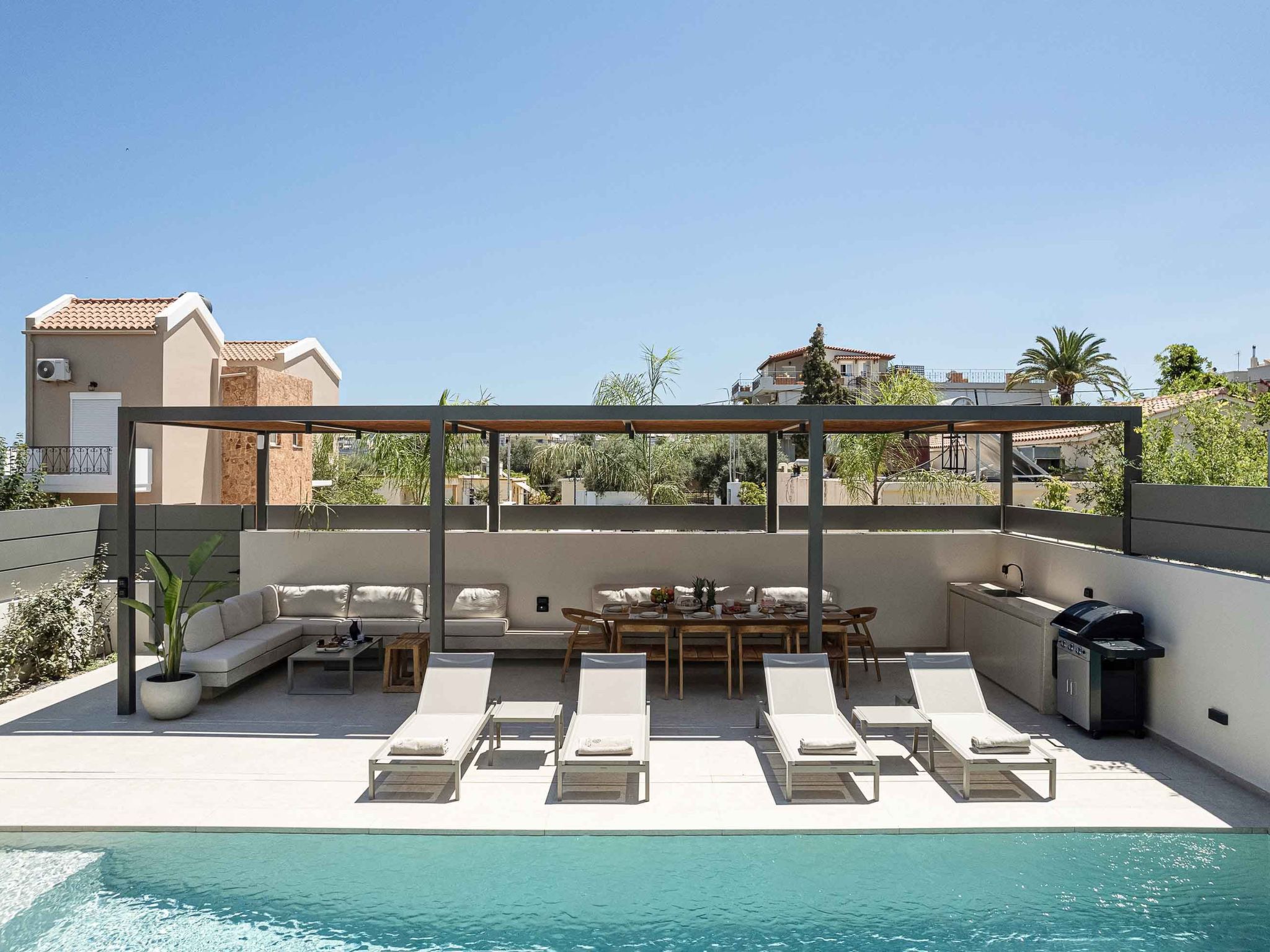 Sancy Luxury Villa-400m Strand, ''Beheizter'' Pool, Fitnessraum-Binnen