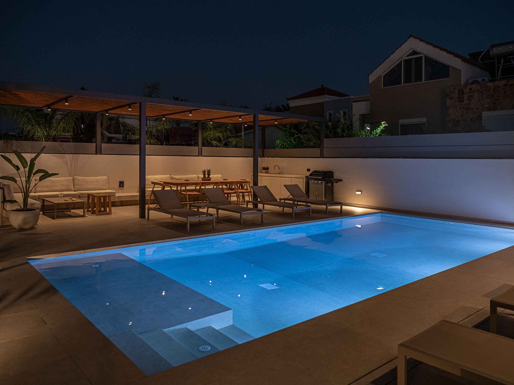 Sancy Luxury Villa-400m Strand, ''Beheizter'' Pool, Fitnessraum-Binnen