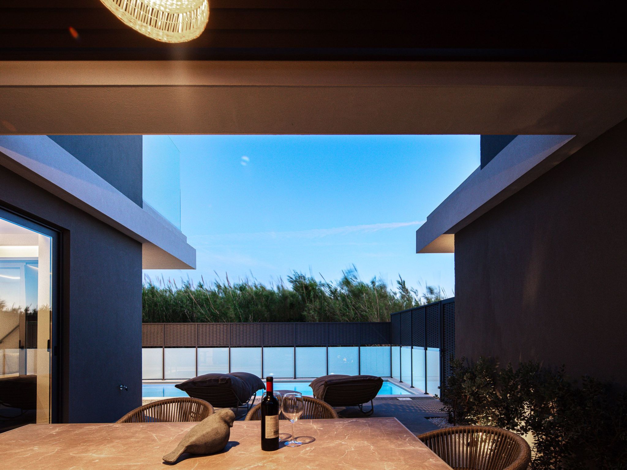 VillaSaints II - Elegante Pool-Villa in Strandnähe-Inside