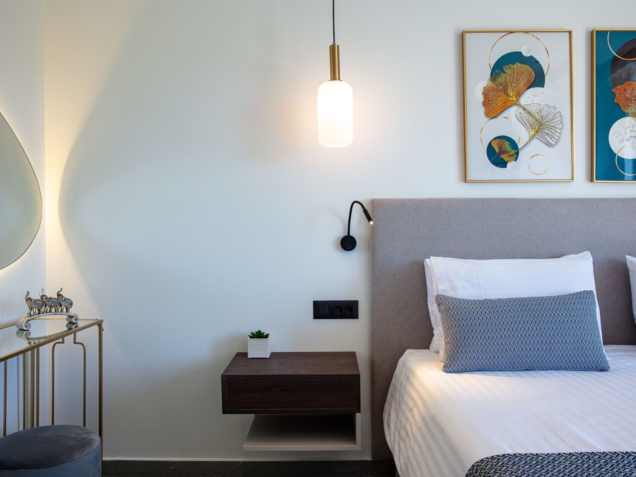 VillaSaints II - Elegante Pool-Villa in Strandnähe-Inside