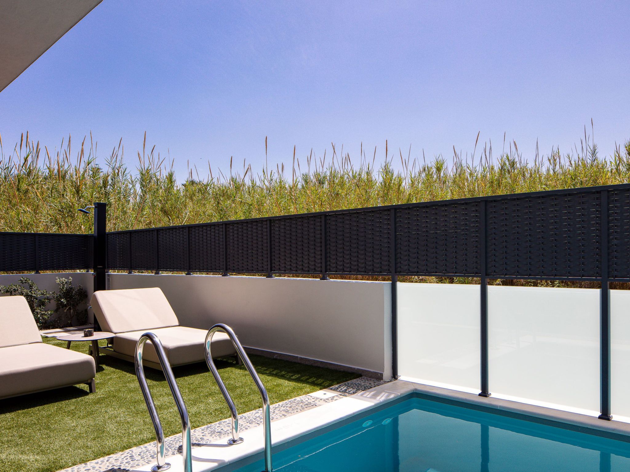 VillaSaints II - Elegante Pool-Villa in Strandnähe-Inside