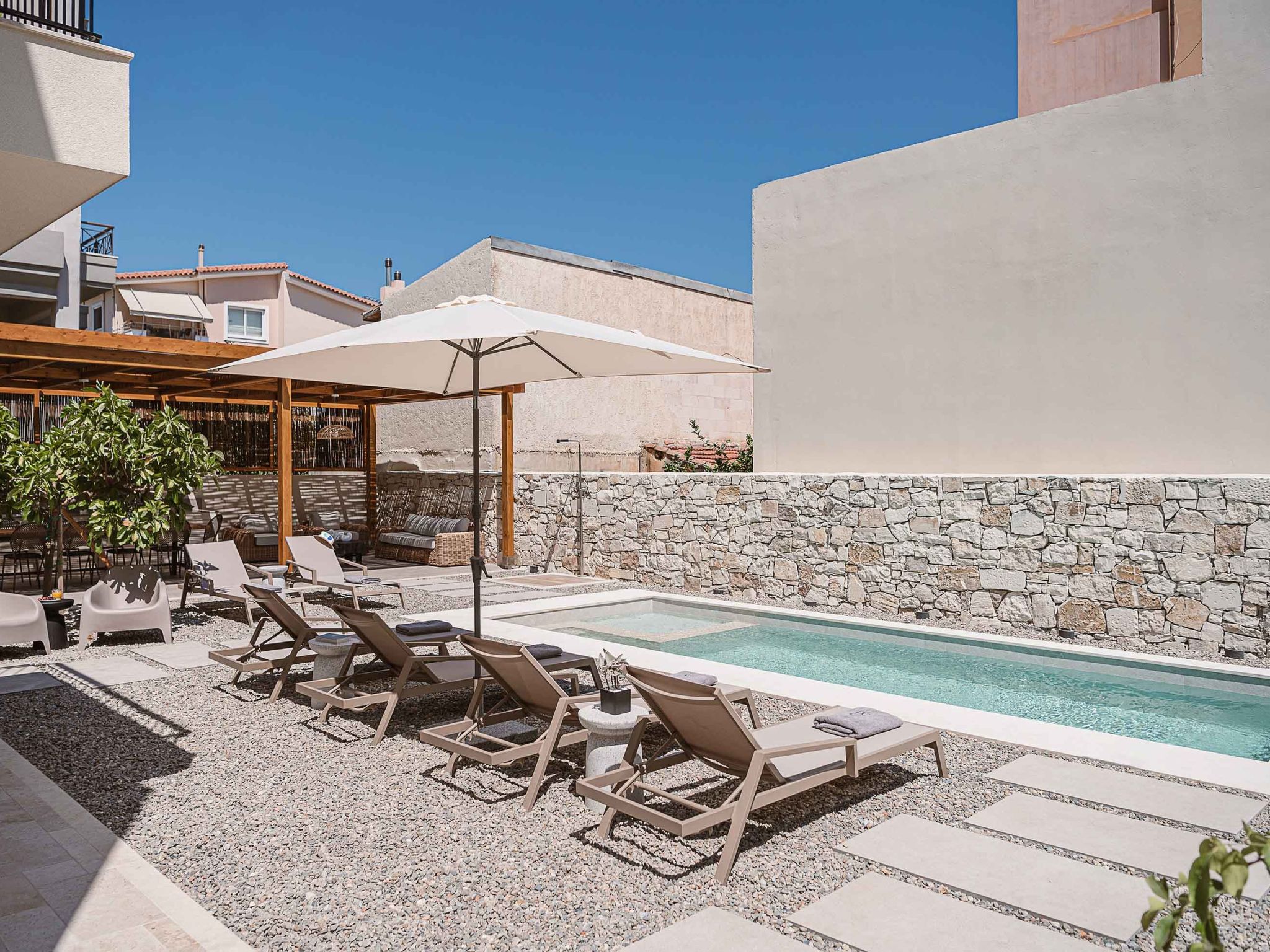 City Moments Villa I ''Free'' Beheizter Innenpool-Binnen