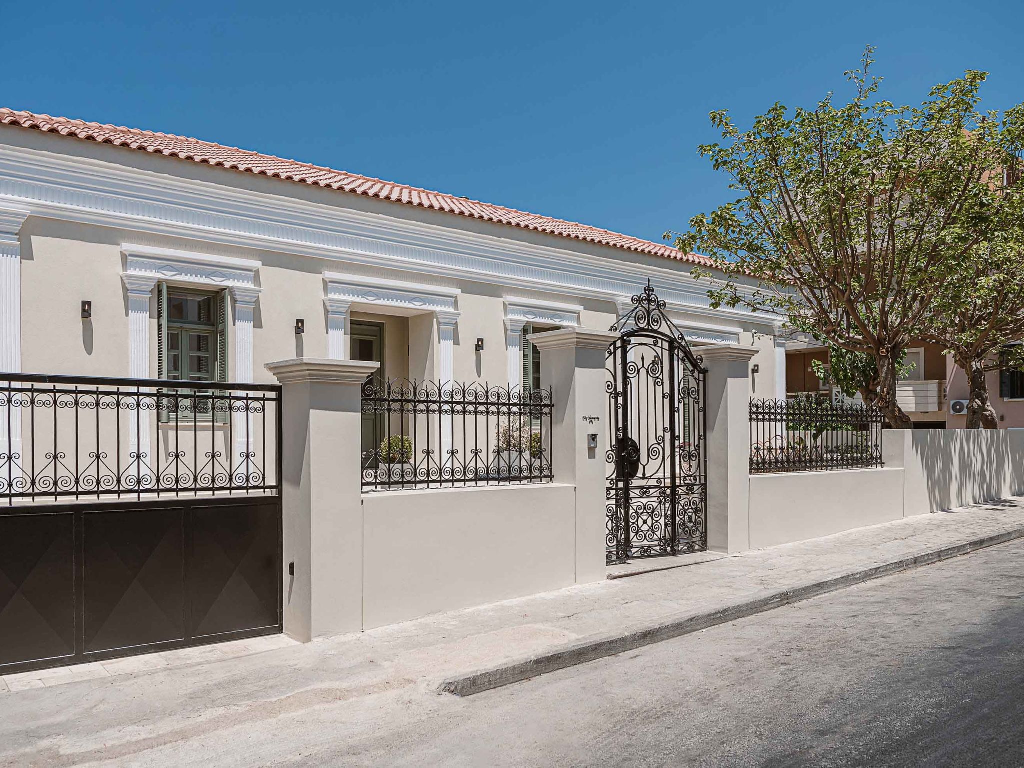 City Moments Villa I ''Free'' Beheizter Innenpool-Binnen